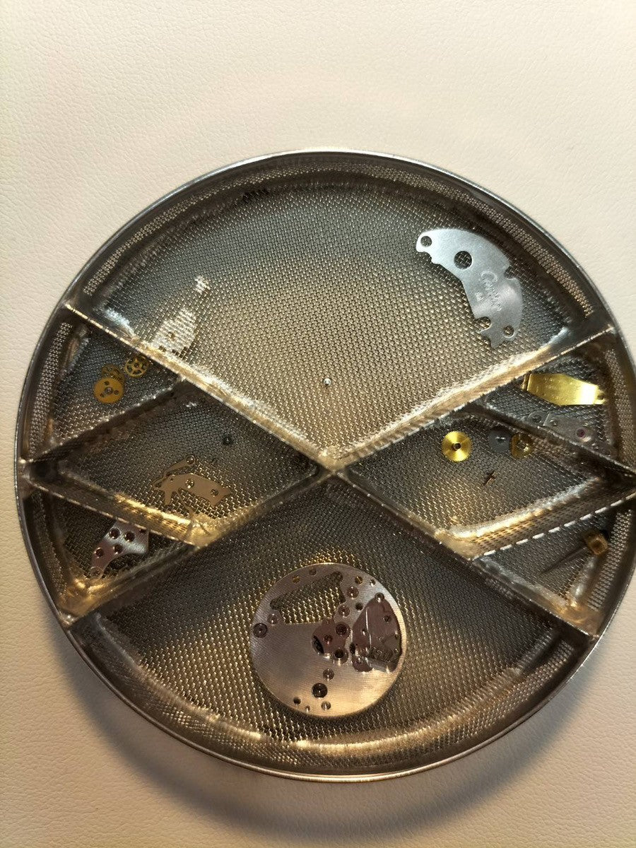 カルティエ マストタンク LM 6 81006 クォーツ Cal.81 SV925 革 純正ピンバックル（GP）グレー飛びローマン文字盤（SWISS表記 ）オーバーホール済み 新品仕上げ済み