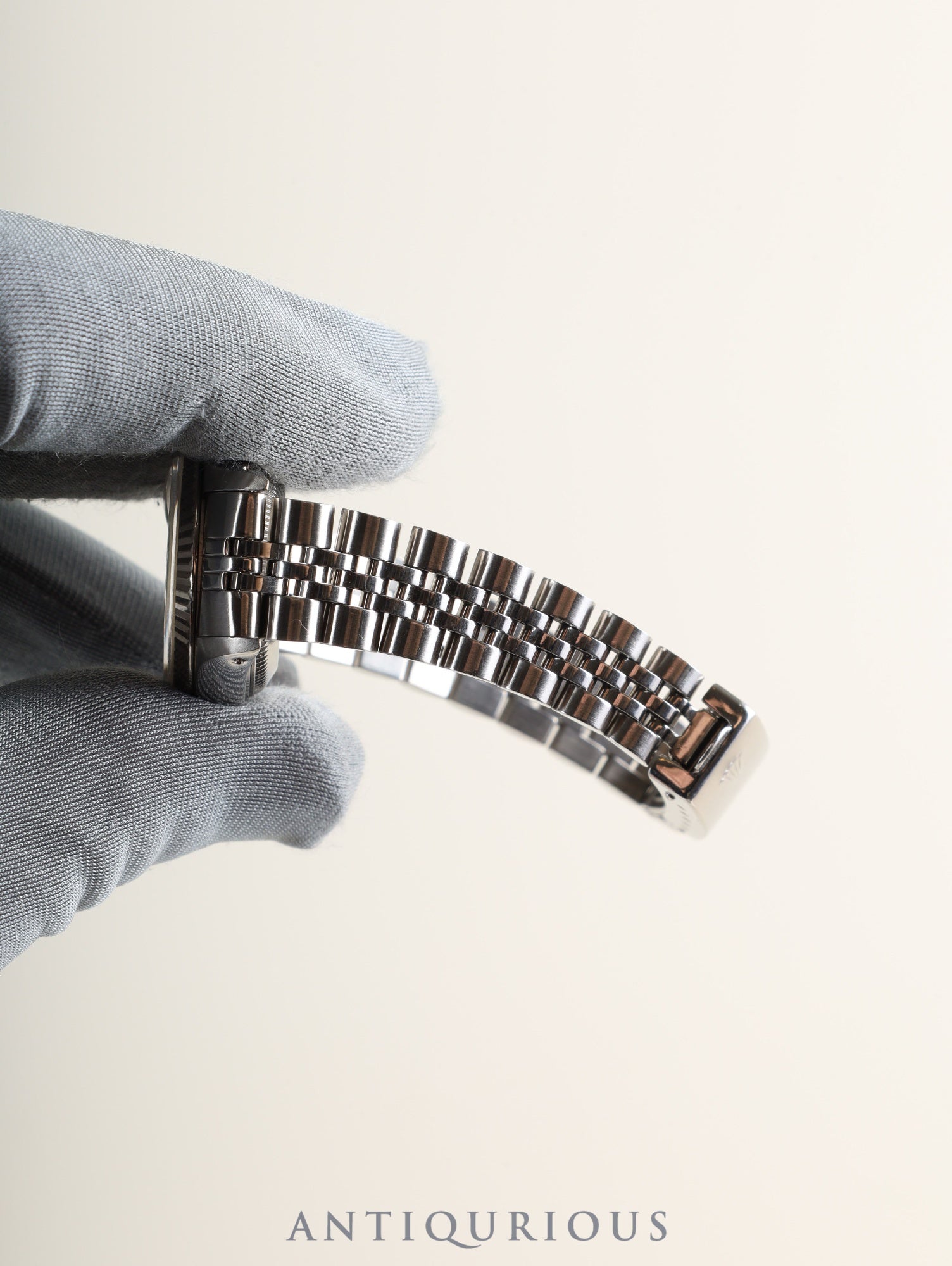 ロレックス デイトジャスト 69174 レディ 自動巻き  Cal.2135 SS/WG SS シルバー文字盤 N番（1991年） オーバーホール済み