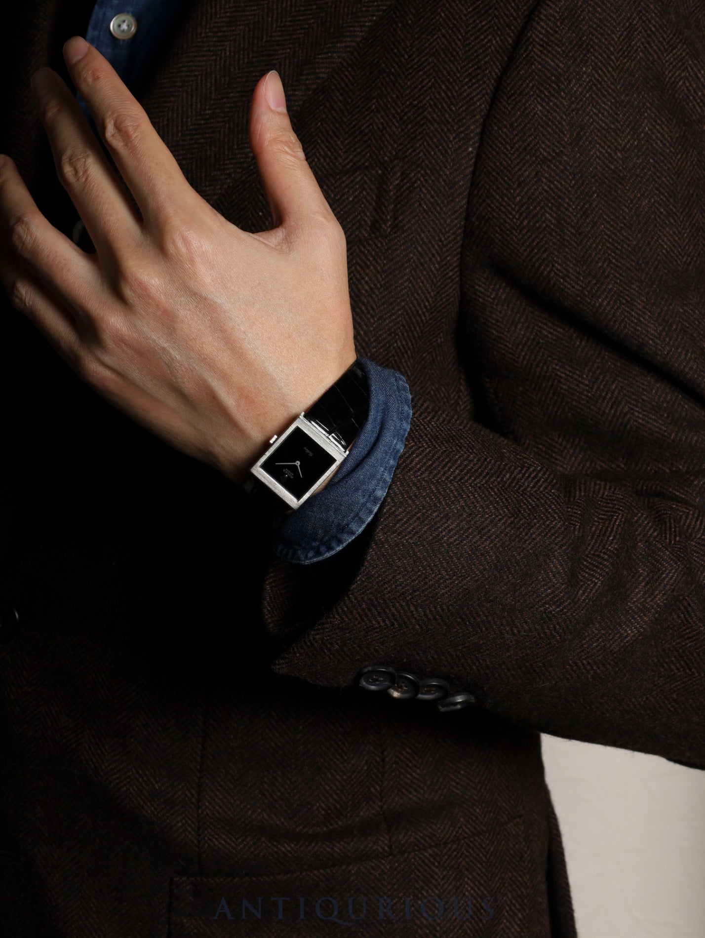 ロレックス チェリーニ 4014 手巻き Cal.1600 750WG 革 純正尾錠（GP） ブラック文字盤 33番台（1971年）オーバーホール済み