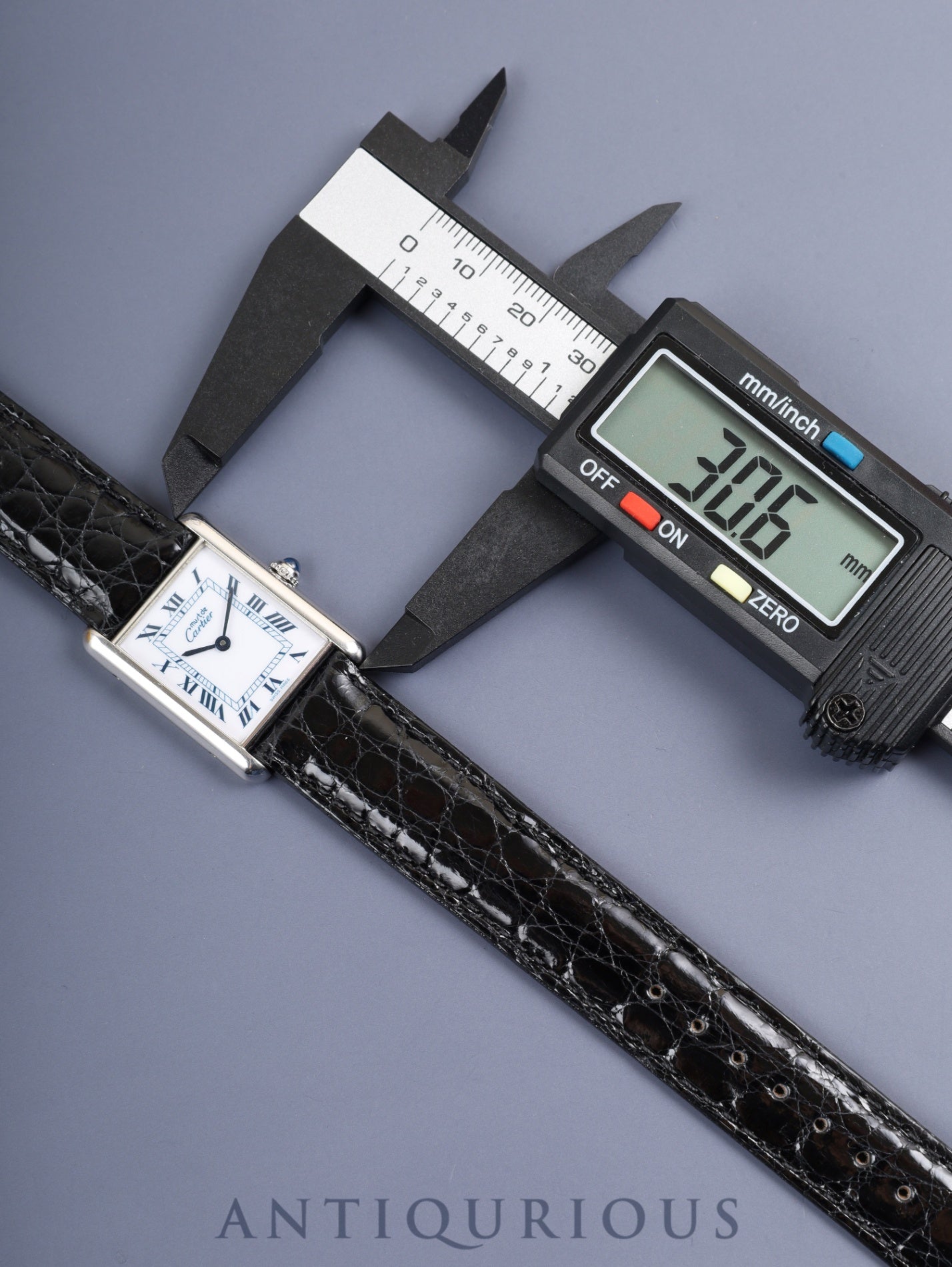 カルティエ マストタンク LM 690005 クォーツ SV925 革 純正尾錠（SS）ホワイトローマン文字盤（SWISS MADE表記） 箱 冊子 カルティエブティックにてコンプリートサービス済み