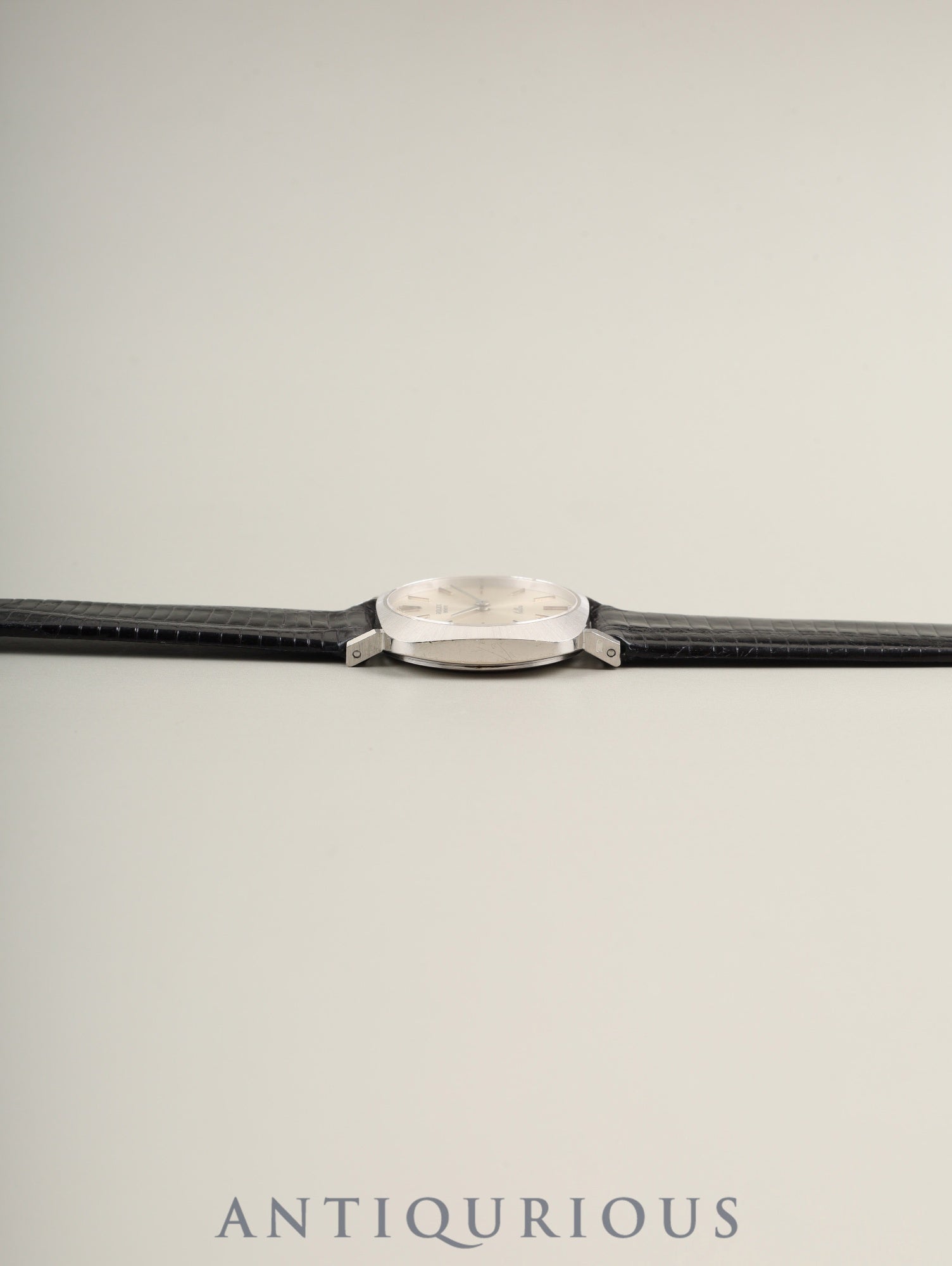 ロレックス チェリーニ 3747 手巻き Cal.1600 750 革 純正尾錠（GP） シルバー文字盤 31番台（1970年） オーバーホール済み