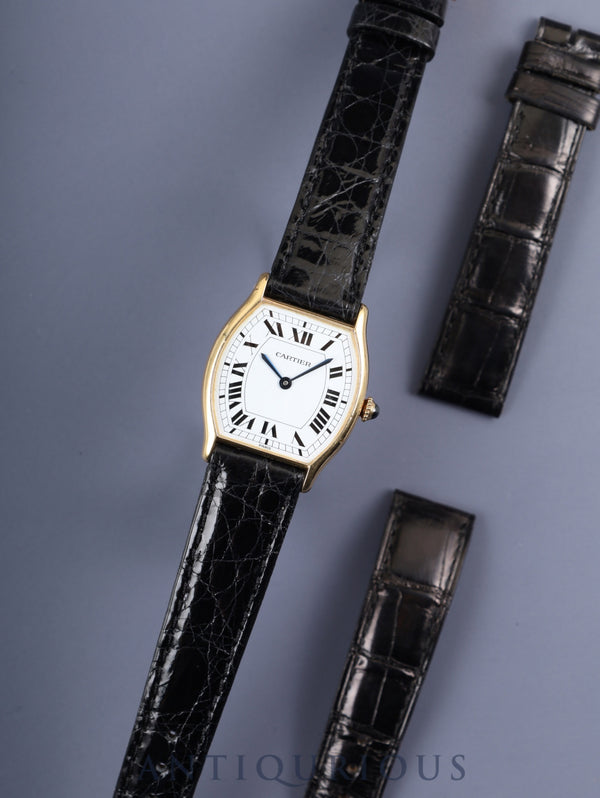 カルティエ トーチュ LM 10712 手巻き Cal.7001（プゾー）750YG 革 純正尾錠（750YG）ホワイトローマン文字盤（PARIS表記）  純正革ベルト オーバーホール済み