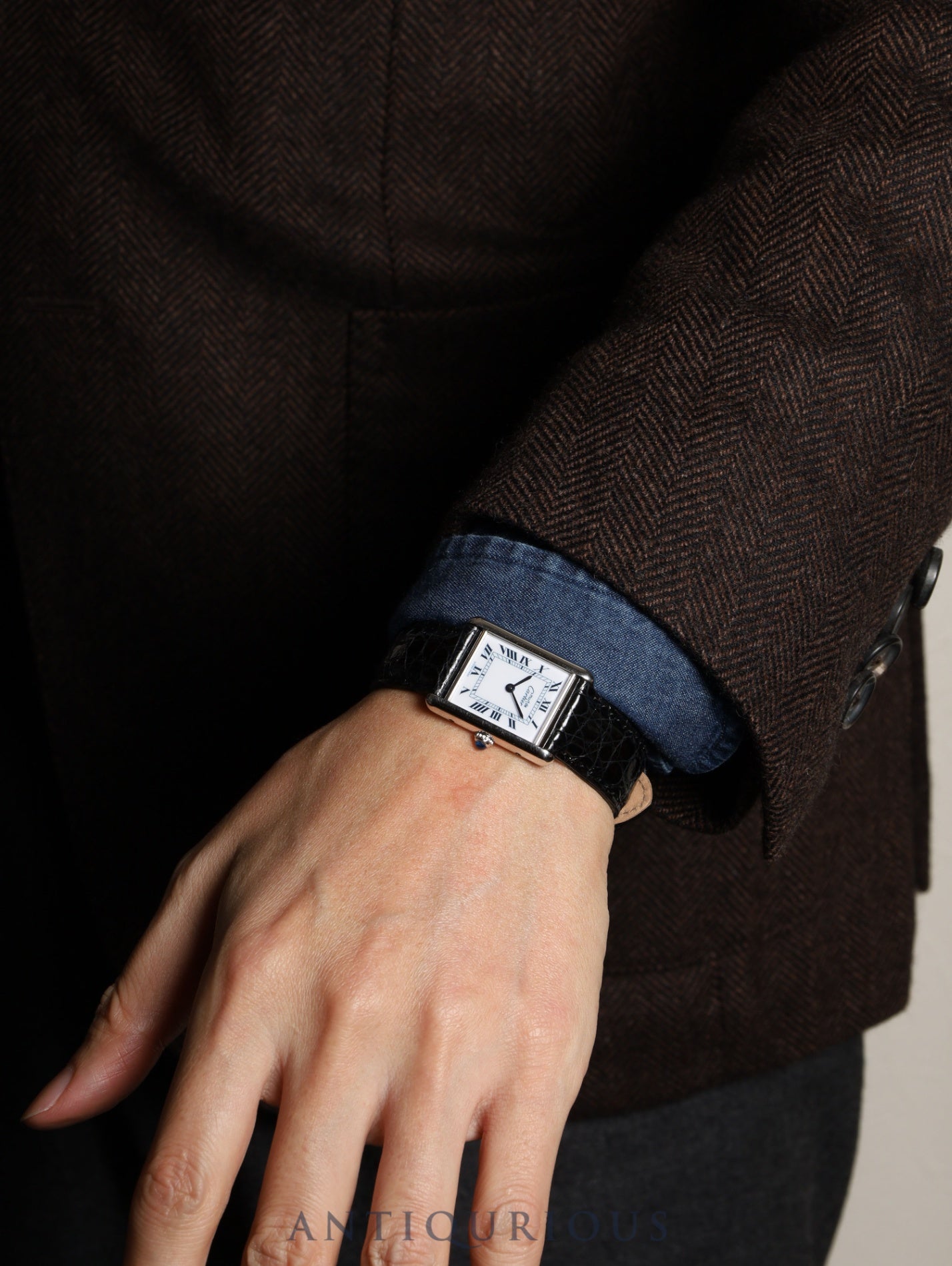 カルティエ マストタンク LM 690005 クォーツ SV925 革 純正尾錠（SS）ホワイトローマン文字盤（SWISS MADE表記） 箱 冊子 カルティエブティックにてコンプリートサービス済み