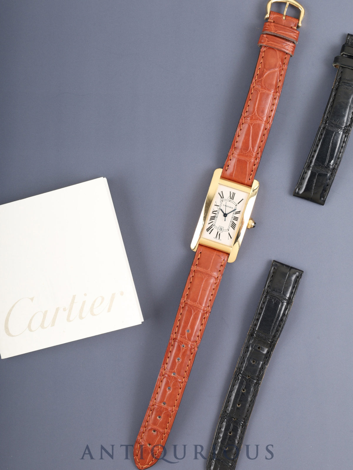 カルティエ タンクアメリカン MM W2603556 / 2483 自動巻き Cal.077 750YG 純正革ベルト 純正ピンバックル（750YG）ホワイトローマン文字盤（SWISS MADE表記） 冊子 純正レザーベルト付き オーバーホール済み