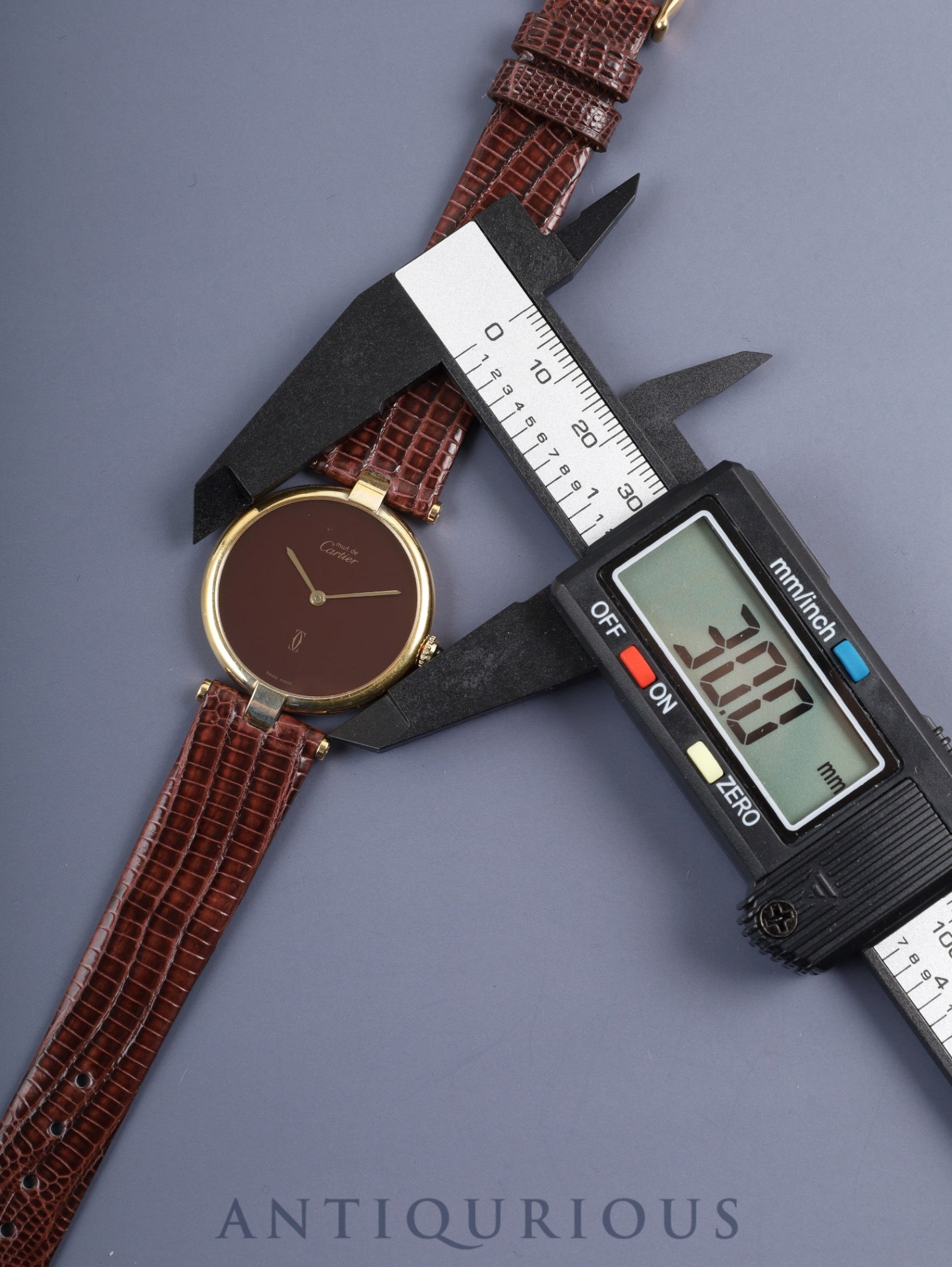 カルティエ マスト ヴァンドーム VLC LM クォーツ SV925 革 純正尾錠（GP）ボルドー文字盤 ガーネットダイアル カルティエブティックにてコンプリートサービス済み