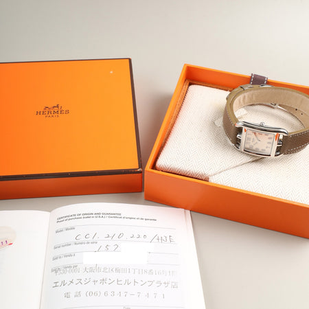 エルメス ケープコッド CC1.210.220 / HJE クォーツ Cal.976.001 SS 革 純正尾錠（SS）シルバーアラビア文字盤 箱 冊子 保証書（2002年 / 個人名記載あり）オーバーホール済み