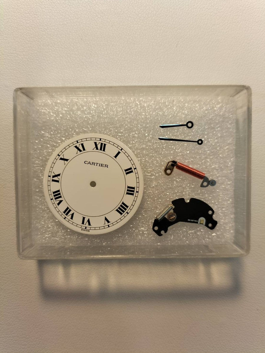 カルティエ ヴァンドーム VLC LM 881003 クォーツ Cal.81 18K 革 純正尾錠（GP）ホワイトローマン文字盤 オーバーホール済み