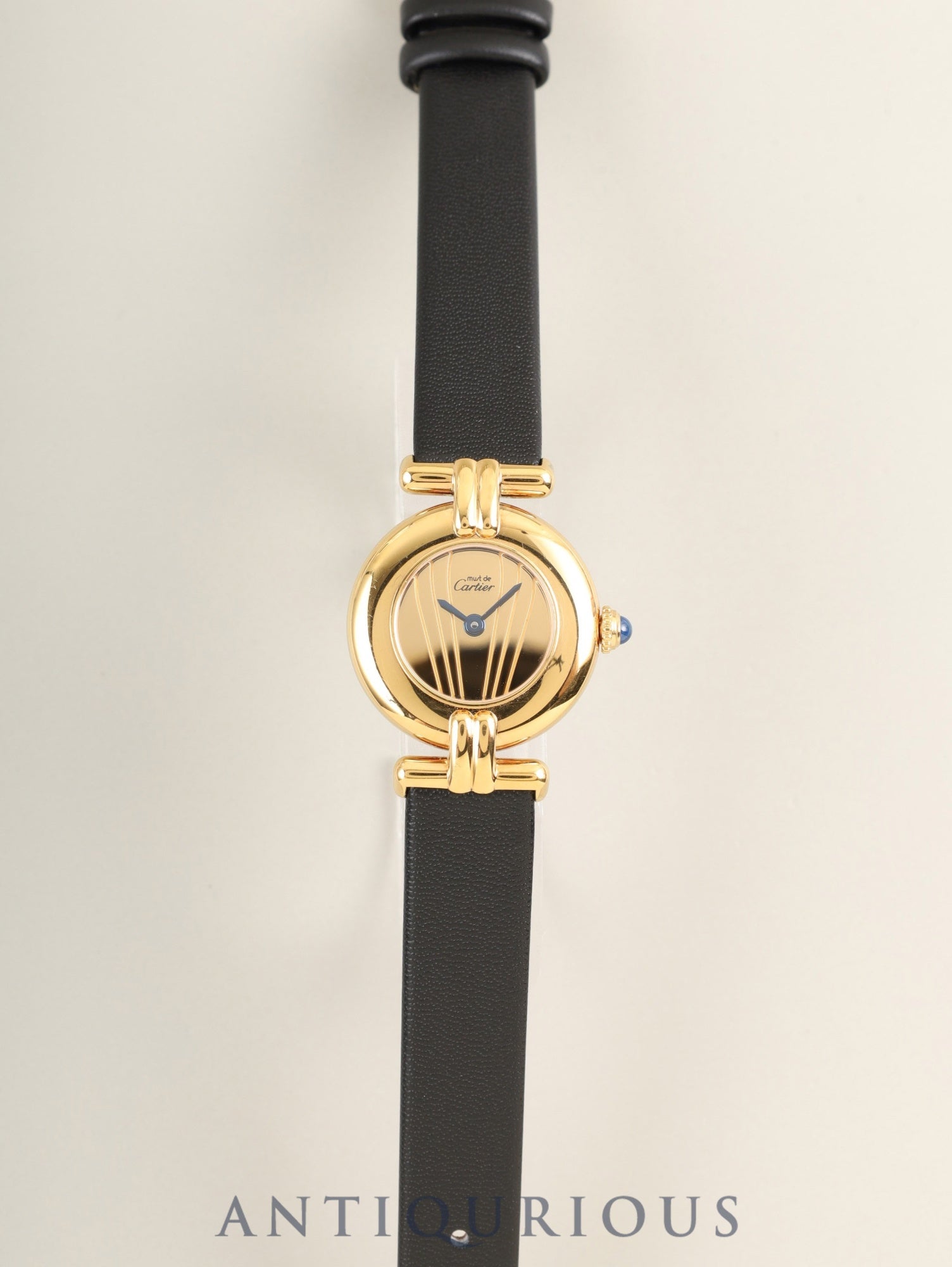 カルティエ マストコリゼ W1000553 / 590002 クォーツ SV925 革 純正ピンバックル（GP）ゴールド文字盤（SWISS MADE表記）箱 冊子 保証書（1991年 / 個人名記載あり）カルティエブティックにてコンプリートサービス済み