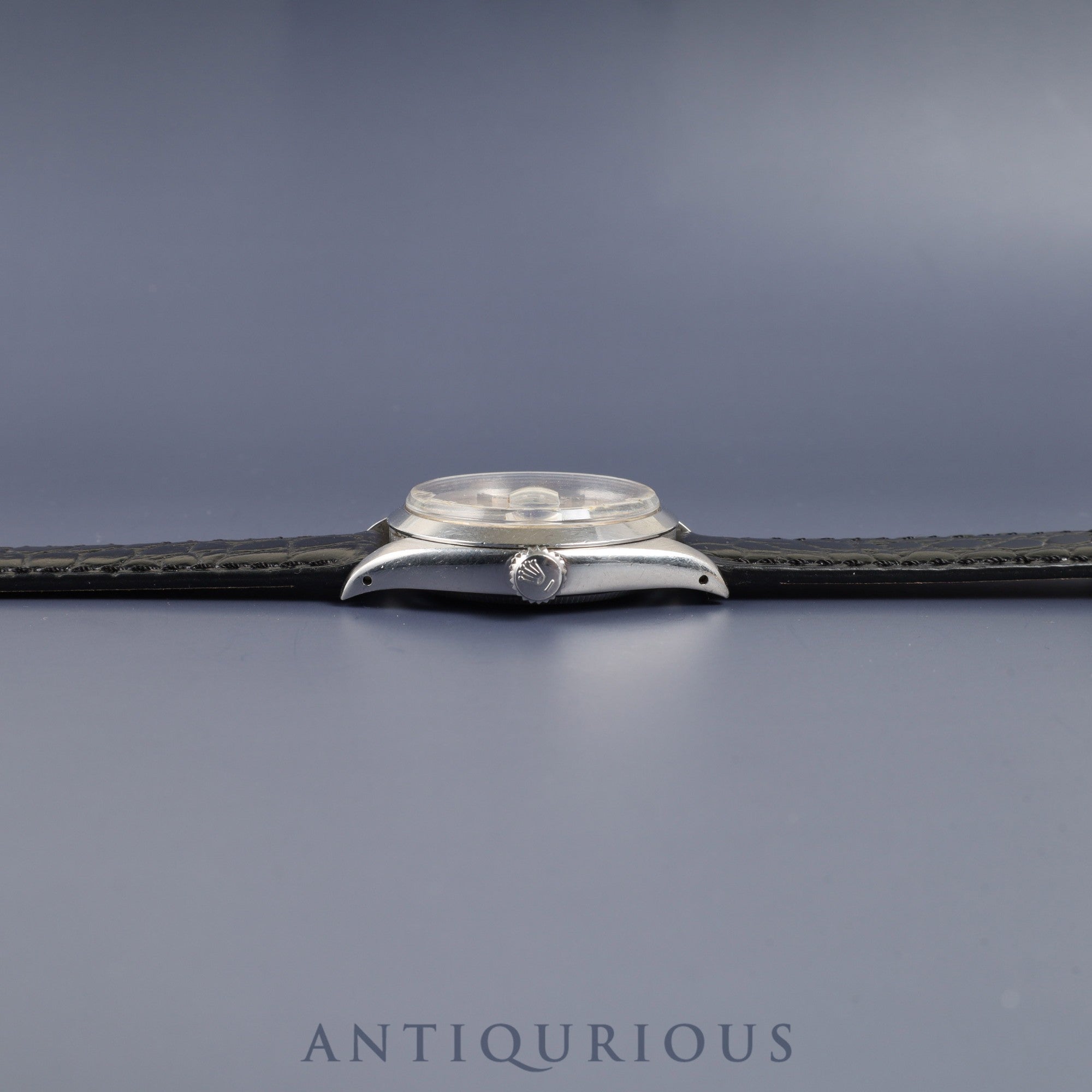 ロレックス  オイスターパーペチュアルデイト 1500 自動巻き Cal.1570 SS 革 社外尾錠（SS）シルバー文字盤 36mm 53番台（1977年）オーバーホール済み