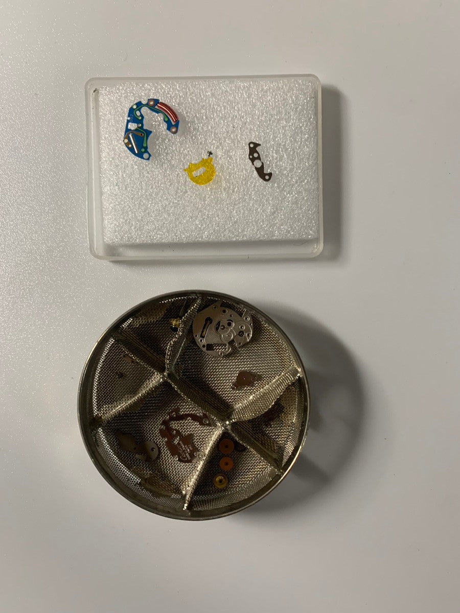 カルティエ マストタンク SM W1006354 / 5057001クォーツ Cal.057  SV925 純正革ベルト 純正尾錠（GP）サイドトリニティ文字盤（SWISS表記） オーバーホール済み