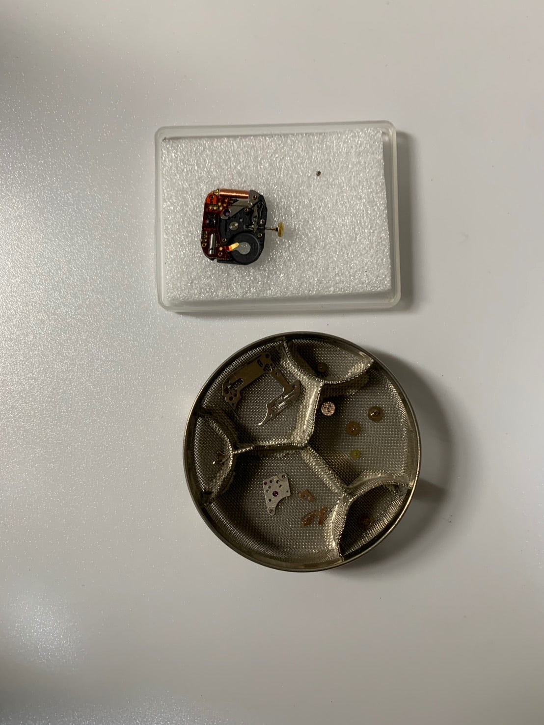 セイコー アスタリスク 渡辺雪三郎モデル 5E30-5A30 クォーツ Cal.5B30A  SS（GP）純正革ベルト（使用感あり）純正バックル（GP）アイボリーローマン文字盤  オーバーホール済み