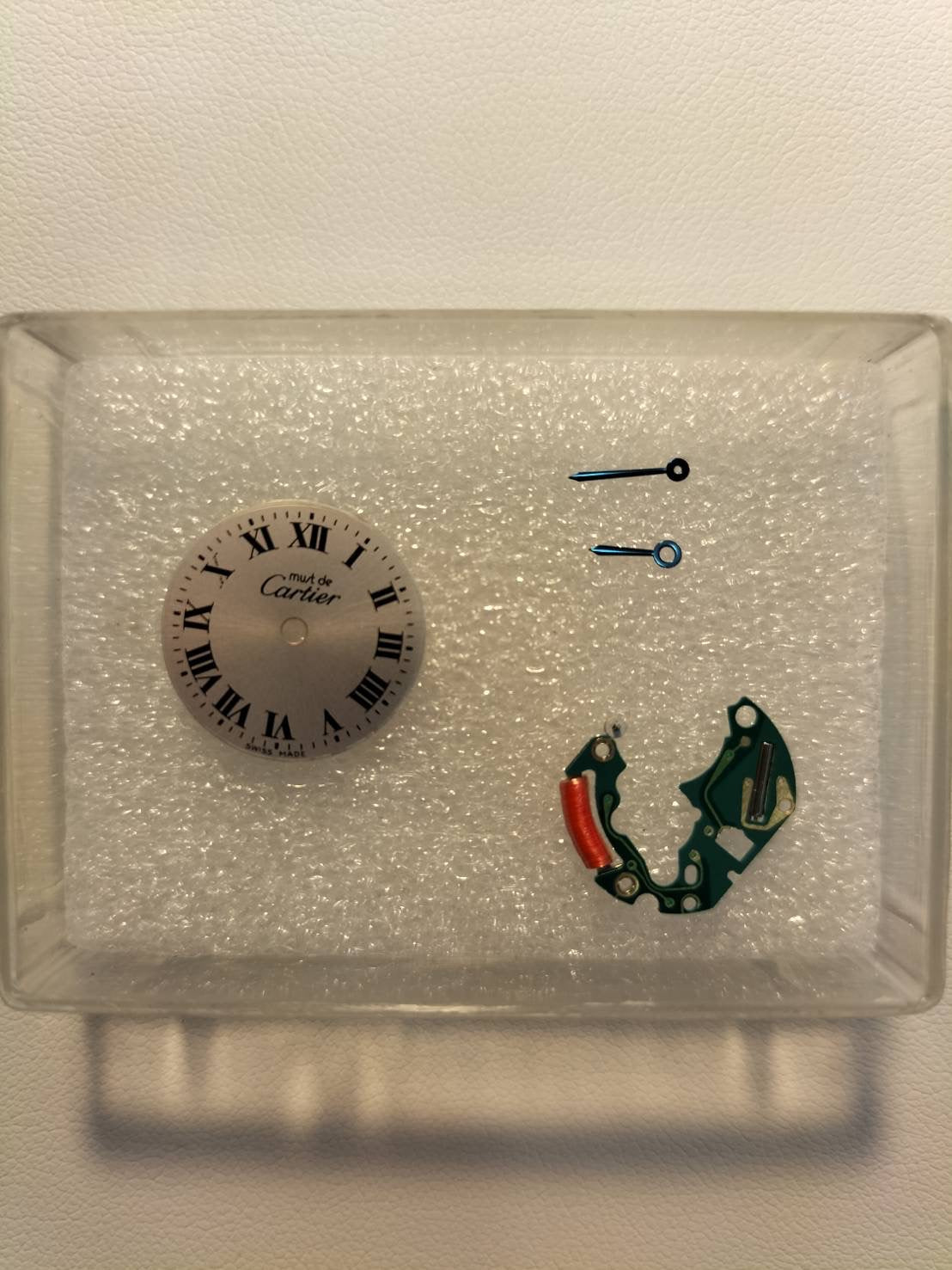 カルティエ マストトリニティ W1014945 / 2439 クォーツ Cal.157 SV925 純正革ベルト 純正Dバックル（SS） シルバーローマン文字盤 箱 冊子 オーバーホール済み