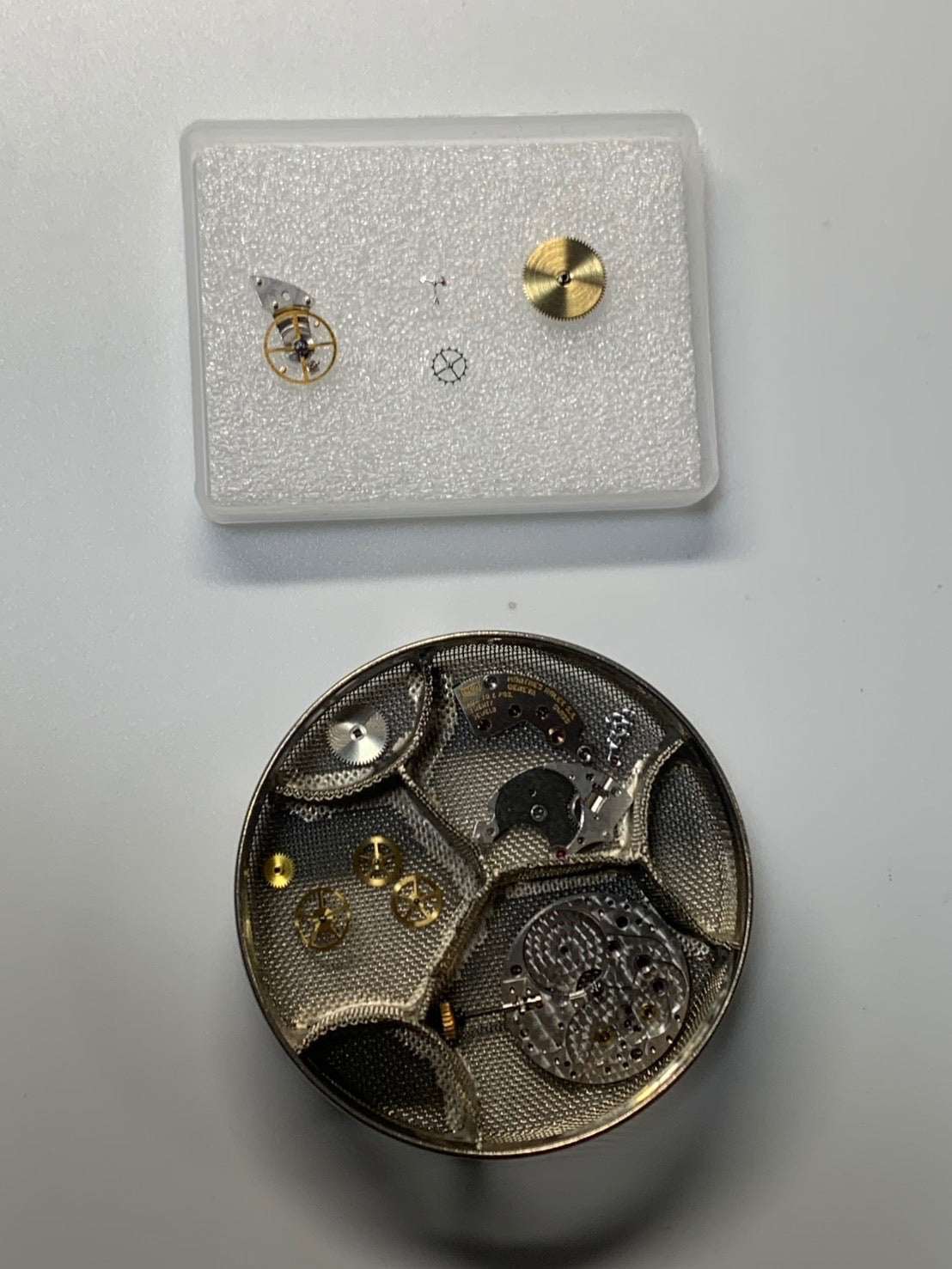 ロレックス チェリーニ 5112 手巻き Cal.1602 750YG 革 純正ピンバックル（750YG）彫りコンピューター文字盤（SWISS MADE表記 ）W番台（1994年～1995年）保証書（1996年）純正レザーベルト付き オーバーホール済み