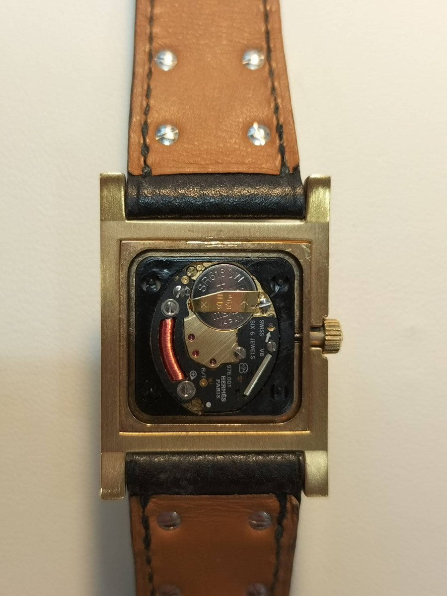 エルメス メドール 11.01 クォーツ Cal.976.001 GP 純正革ベルト（◯Y刻印：1995年） 純正ピンバックル（GP） ホワイト文字盤 箱 冊子 タグ 保証書（1995年）オーバーホール済み