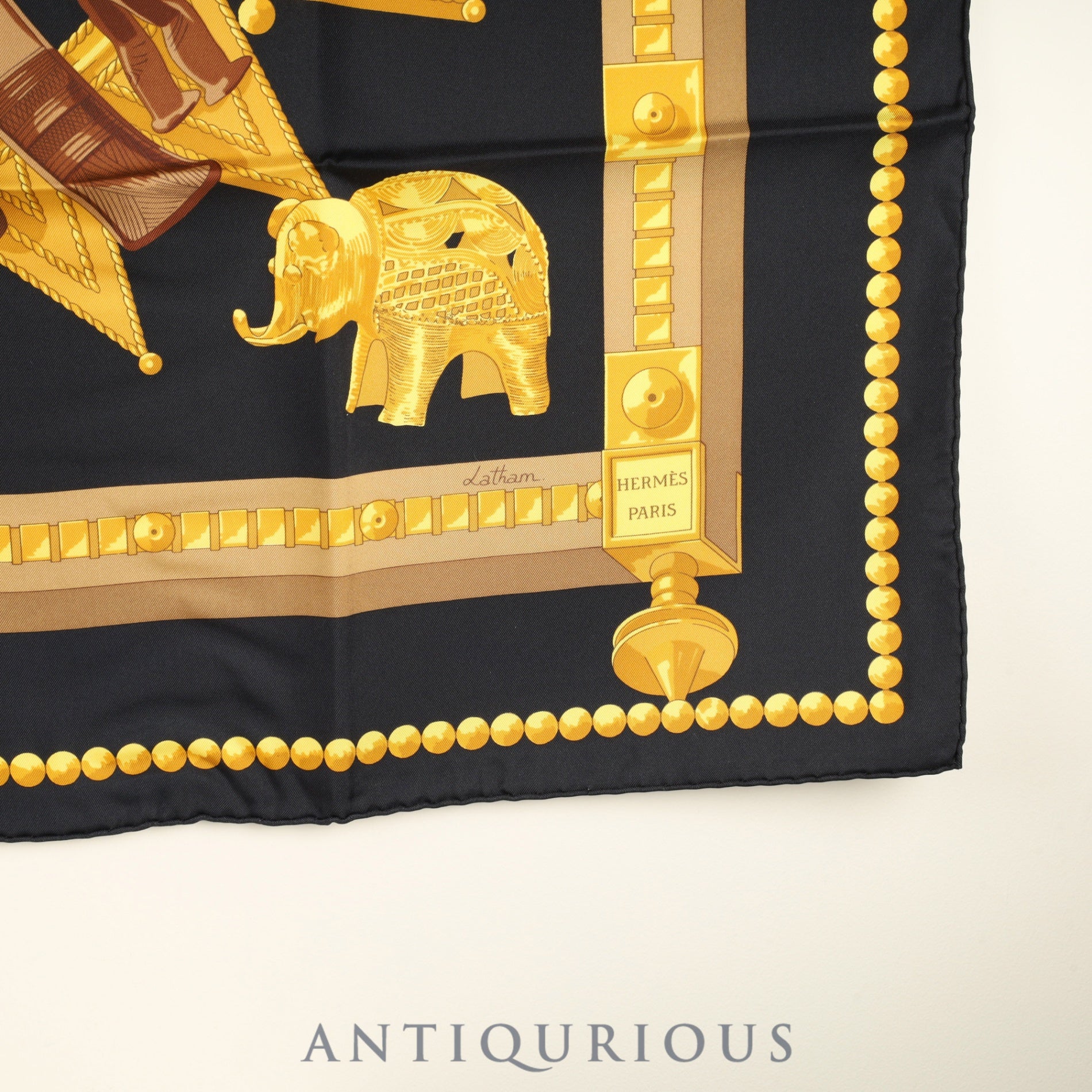 エルメス スカーフ カレ90 CUILLERS D‘AFRIQUE アフリカのスプーン ケース SILK100%