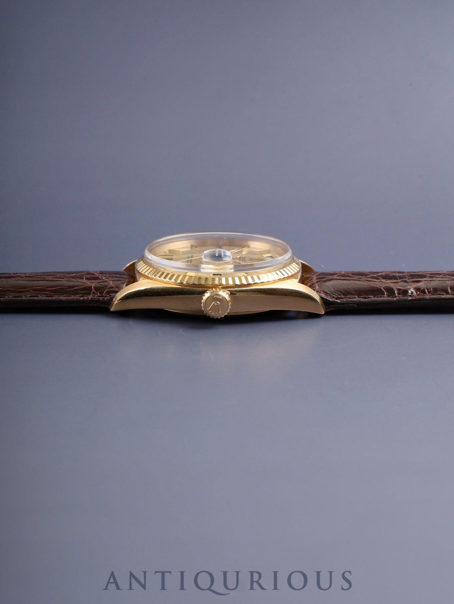 ロレックス デイデイト 1803 自動巻き Cal.1556 750YG 革 純正ピンバックル（GP）シグマダイアル シャンパン文字盤 34番台（1971年）オーバーホール済み