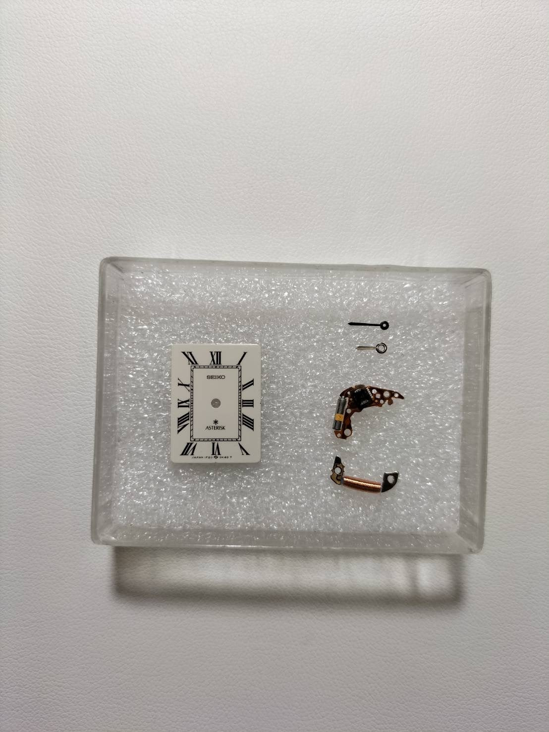 セイコー アスタリスク 渡辺雪三郎モデル 1F20-5E20 クォーツ Cal.-  GP 純正革ベルト 純正バックル（GP）アイボリーローマン文字盤（JAPAN 1F20 OK40 T文字盤） オーバーホール済み