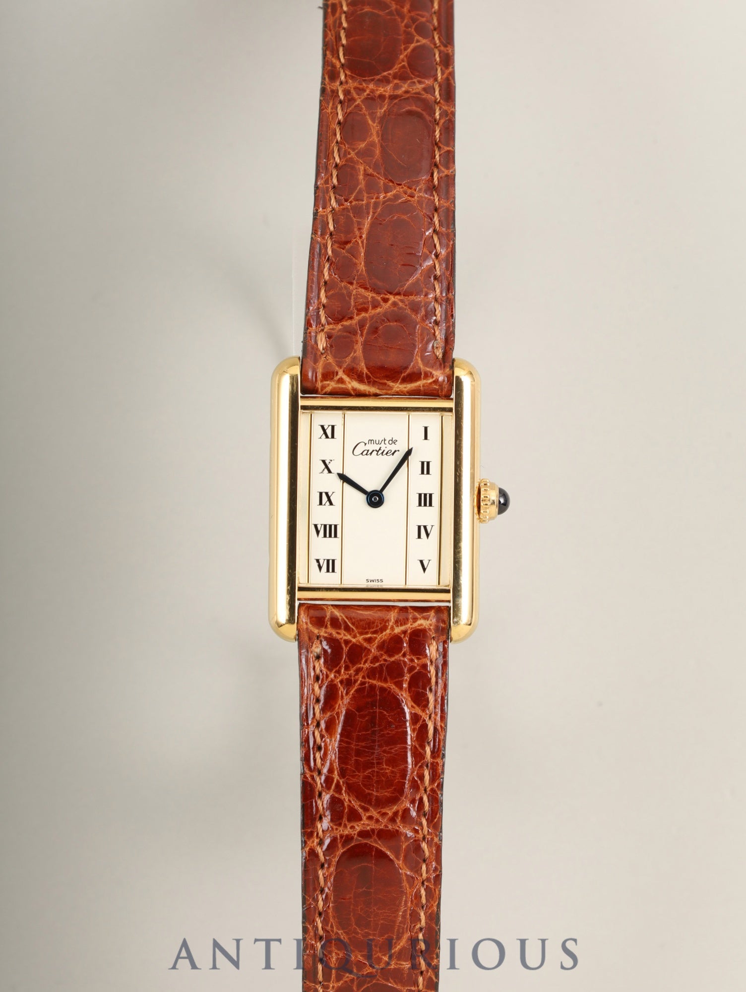 Cartier Must Tank SM W1003053 / 5057001 Quartz Cal.- SV925, genuine leather strap, genuine pin buckle (GP), straight Roman dial (SWISS表記), box, booklet. Complete service completed at Cartier boutique.