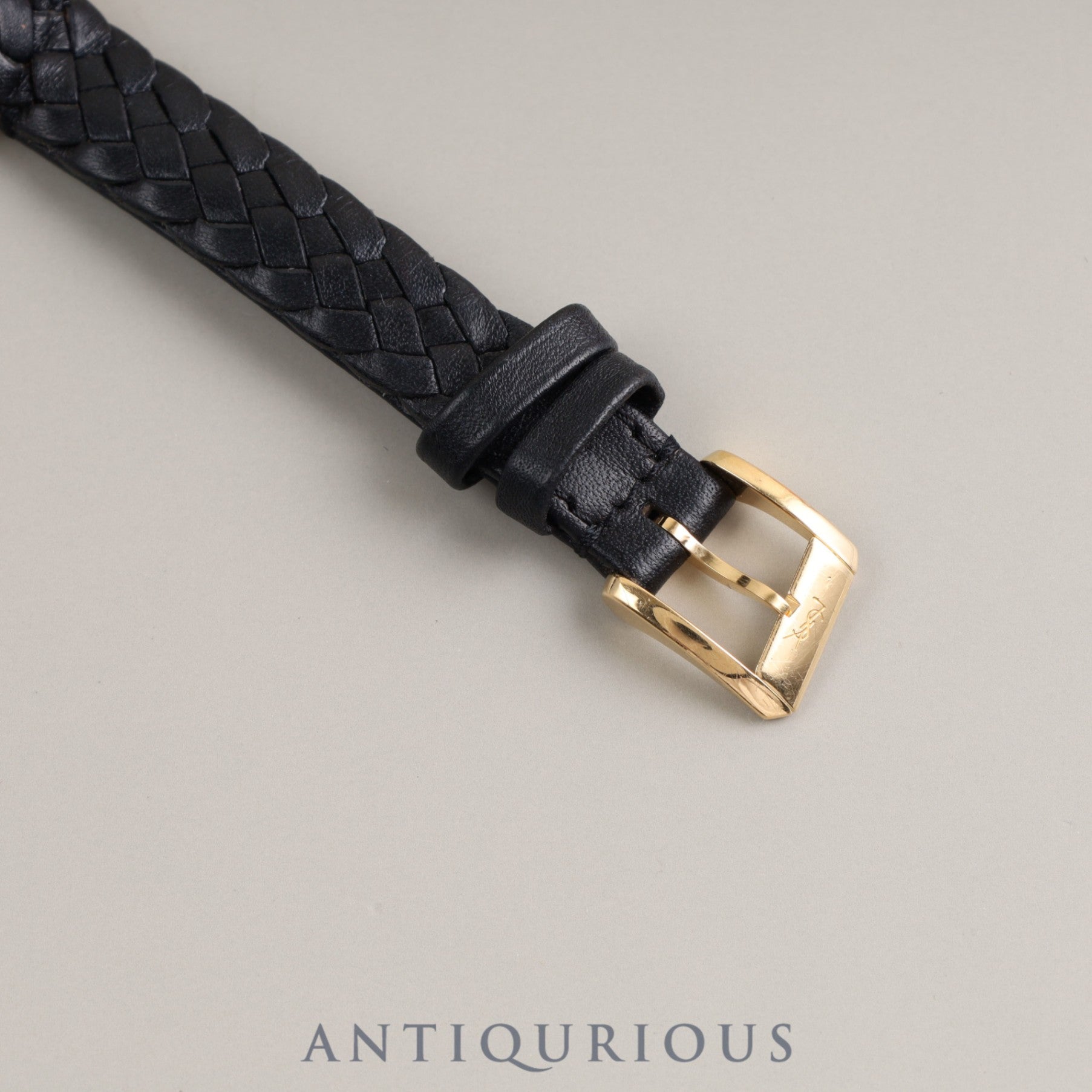 YVES-SAINT-LAURENT RECTANGULAR Quartz Cal.E01001 750 Genuine leather strap Genuine buckle (750) Black dial