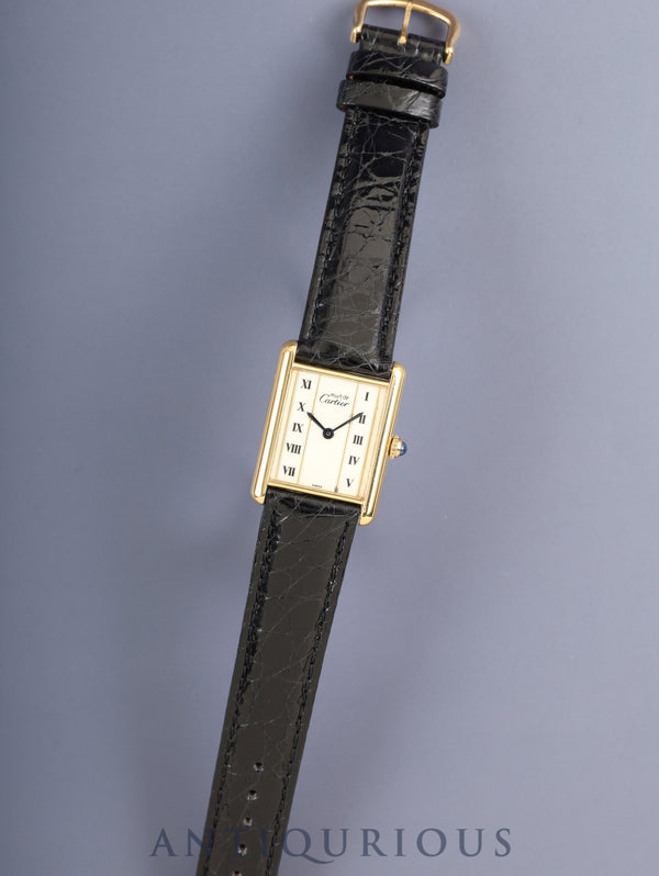 カルティエ マストタンク LM 590005 クォーツ SV925 革 純正ピンバックル（GP）ストレートローマン文字盤（SWISS表記） 箱 カルティエブティックにてコンプリートサービス（フルメンテナンス）済み 新品仕上げ済み