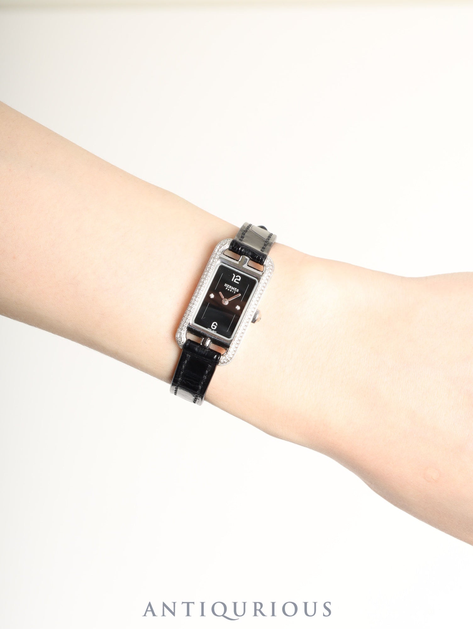 エルメス ナンタケット NA2.130 クォーツ SS 純正革ベルト（A刻印：2017年） 純正尾錠（SS） ブラック文字盤 ダイヤベゼル オーバーホール済み