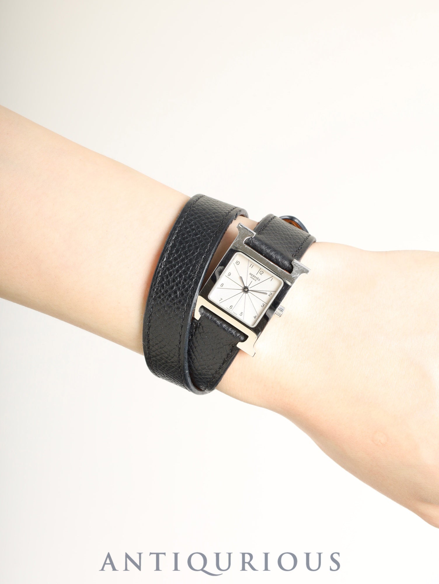 Hermès H Watch Double Tour HH1.210 Quartz Caliber 901.001 Stainless Steel with Genuine Leather Strap (T Stamp: 2015) and Genuine Buckle (SS). White Dial. Includes Box, Warranty Card, and Booklet. Overhauled.