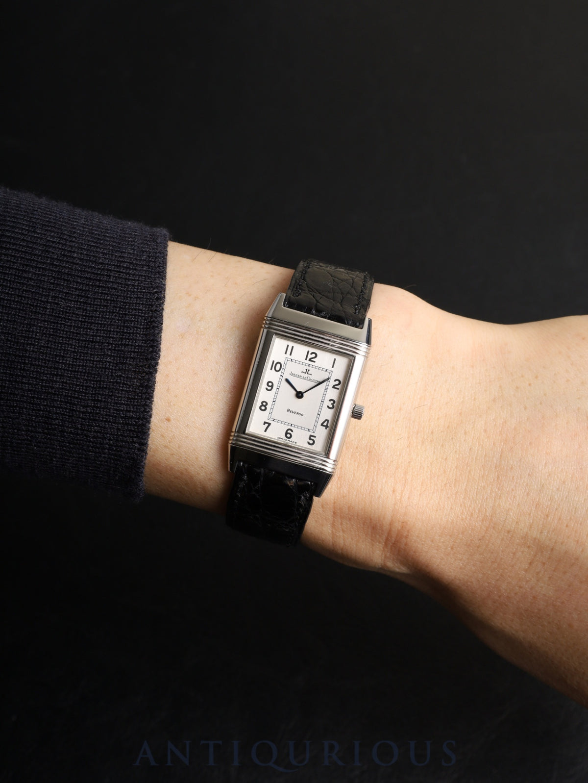 Jaeger-LeCoultre Reverso Classic 250.8.86 Manual winding Cal.846/1 SS Original leather strap Original pin buckle (SS) Silver Arabic dial (SWISS MADE marking / case back engraved) Box, booklet, warranty card (1994) Overhauled
