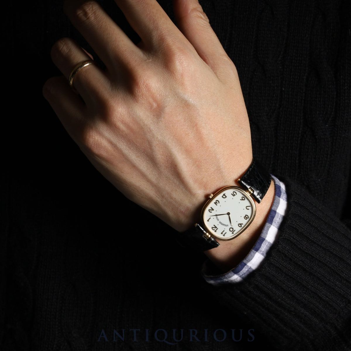 Universal Geneve 533.112 White Arabic Dial