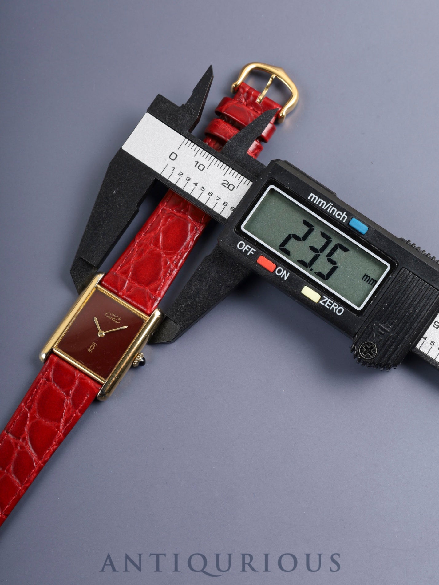 Cartier Must Tank LM, manual winding, Cal. 78-1, SV925, leather strap, original pin buckle (GP), garnet dial, Bordeaux dial (SWISS marking), recently overhauled.