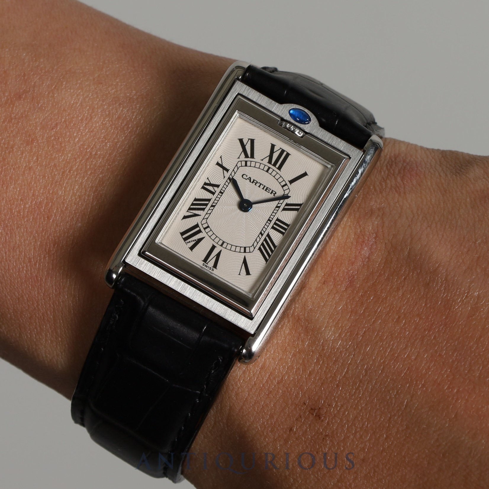 Cartier Tank Basculante LM W1011358 / 2390 Manual winding Cal.060 SS Leather Genuine buckle (SS) White guilloche dial Box