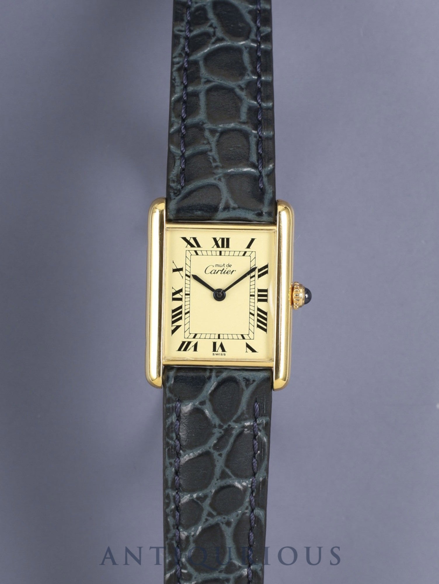Vintage dress watch specialty store in Ginza, Tokyo - ANTIQURIOUS