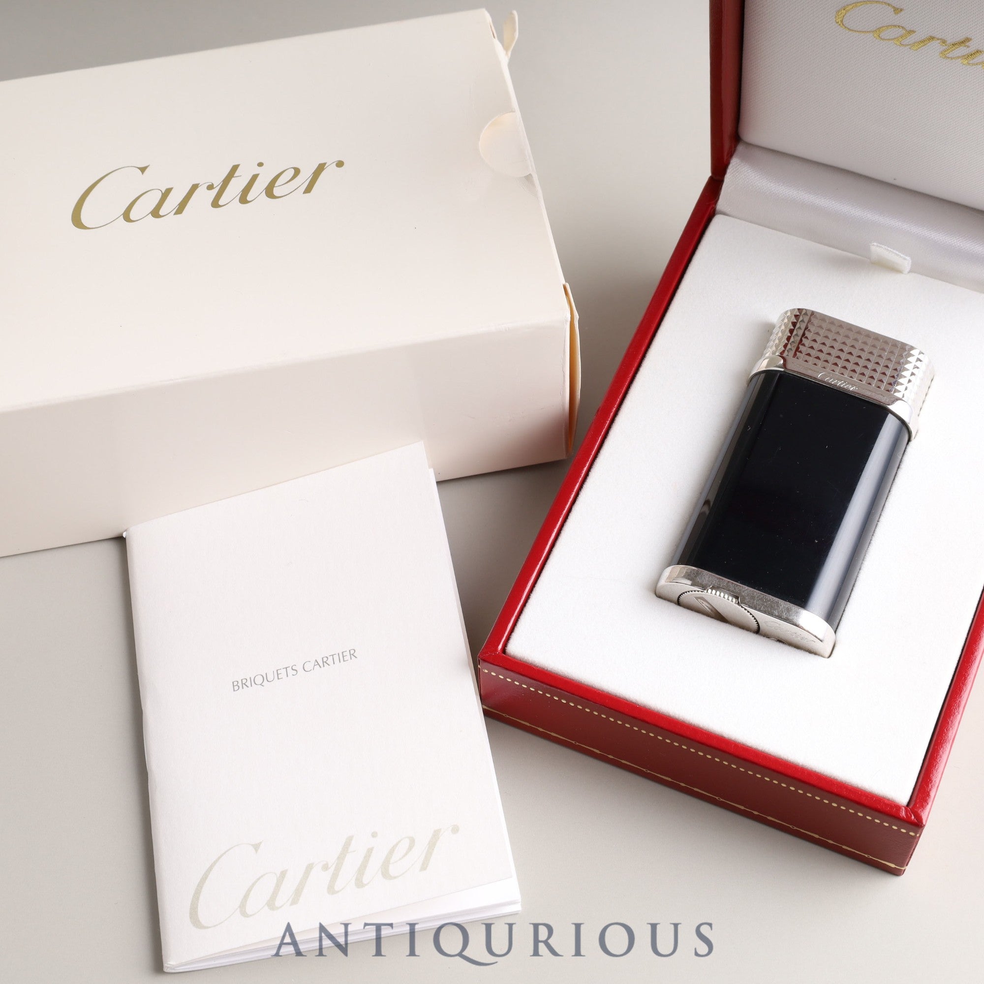 Cartier Lighter CA120137 Briquette Pasha de Cartier Black lacquer x platinum finish Box