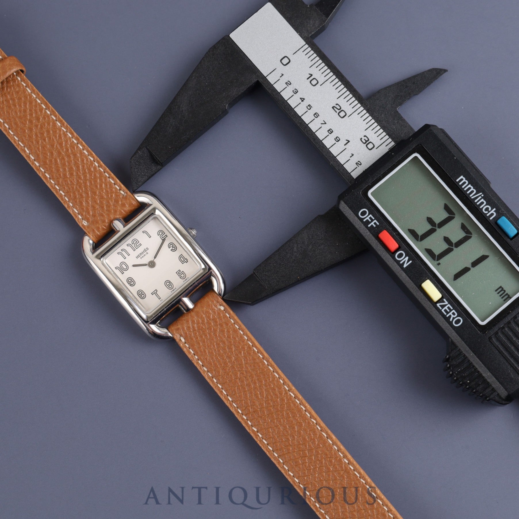 Hermes Cape Cod CC1.210 Quartz Cal.976.001 SS Leather Genuine Buckle (SS) White Dial 23 x 33mm Box (watch base missing) Warranty (no date written) Genuine leather strap Overhauled