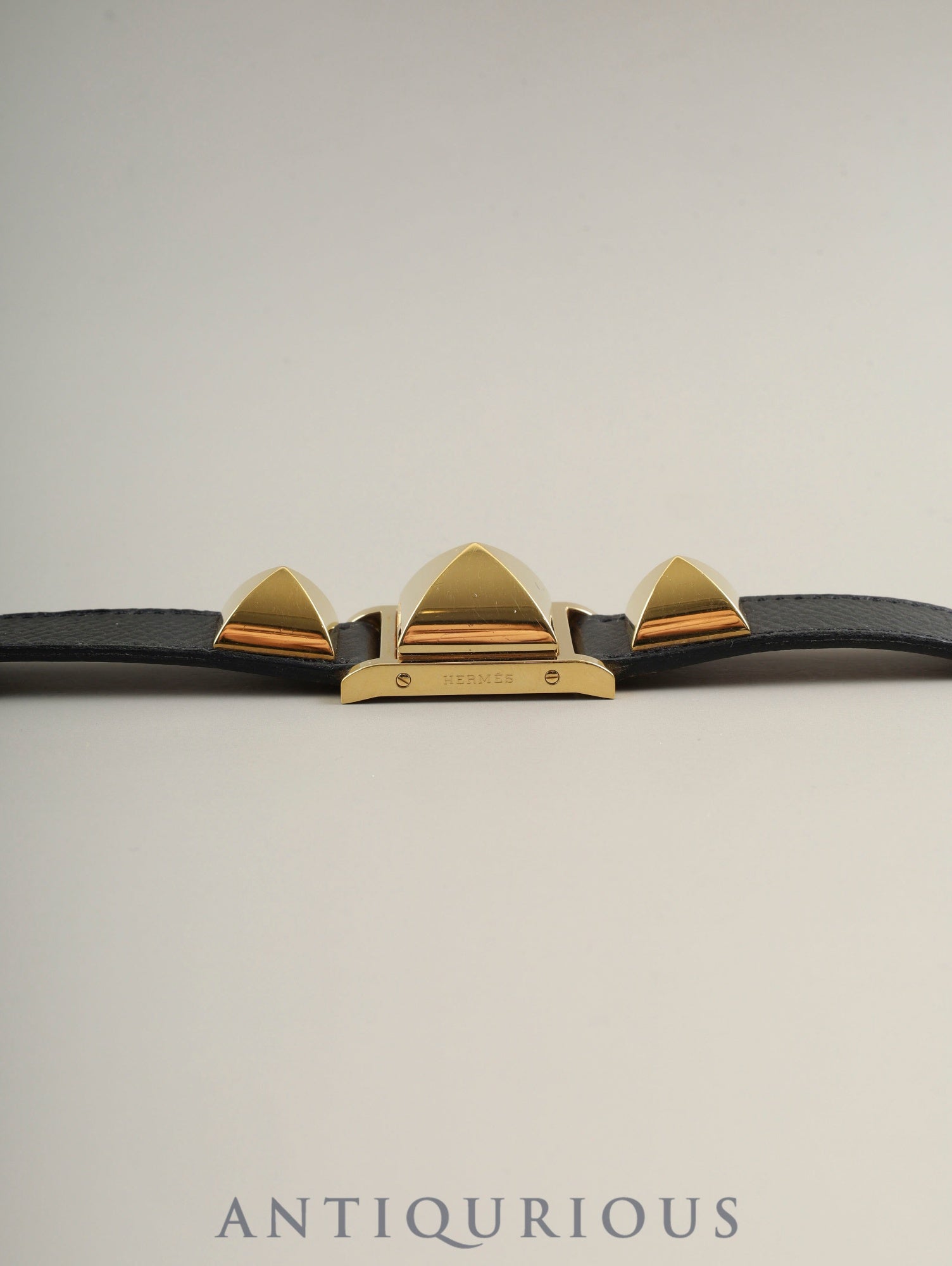 エルメス メドール 11.01 クォーツ Cal.976.001 GP 純正革ベルト（◯Y刻印：1995年） 純正ピンバックル（GP） ホワイト文字盤 箱 冊子 タグ 保証書（1995年）オーバーホール済み