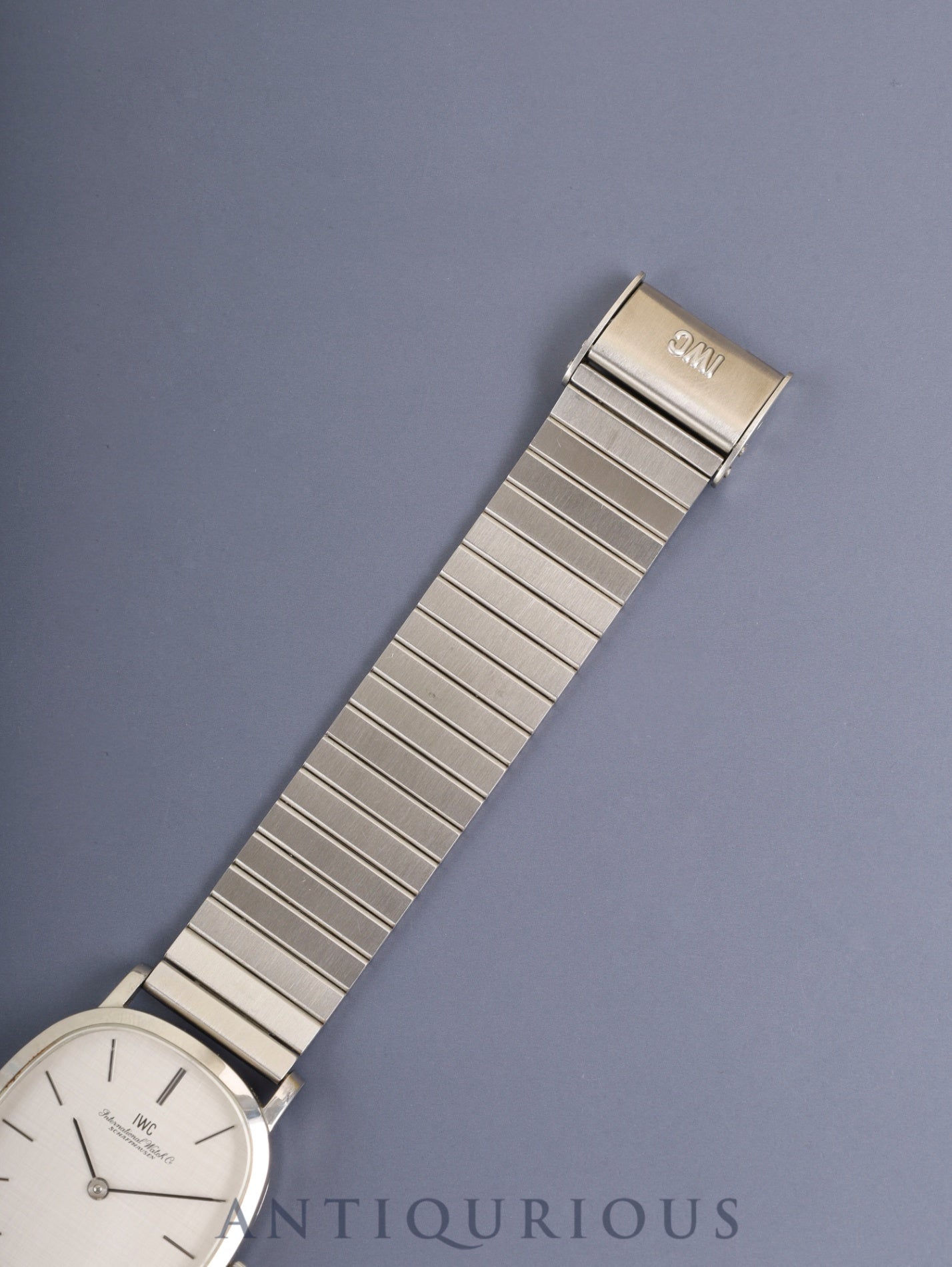 IWC オールドインター 2586 手巻き Cal.- SS SS シルバーリネン文字盤（SWISS表記）箱 タグ オーバーホール済み