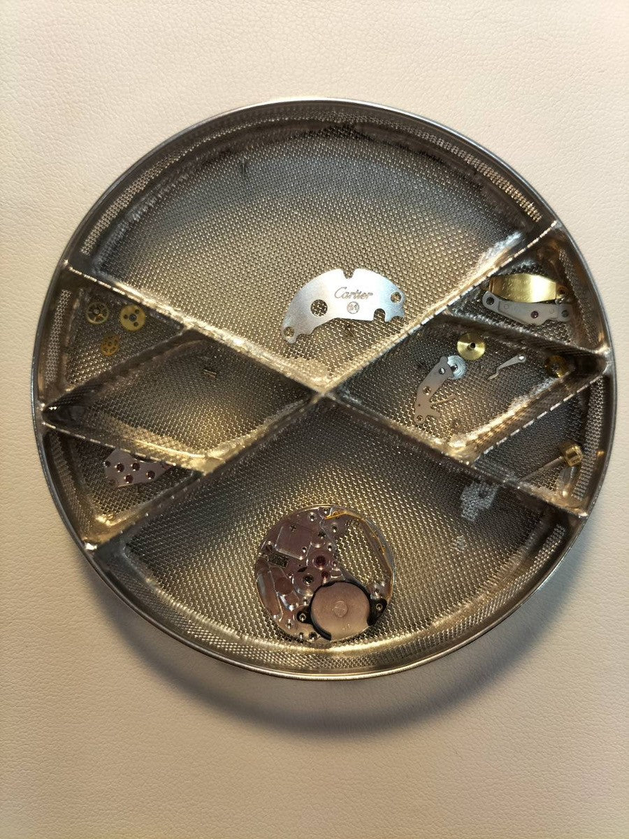 カルティエ マストタンク LM 6 81006 クォーツ Cal.81 SV925 純正尾錠（GP）シルバー飛びローマン文字盤 1982年頃～1995年頃 箱 オーバーホール済み