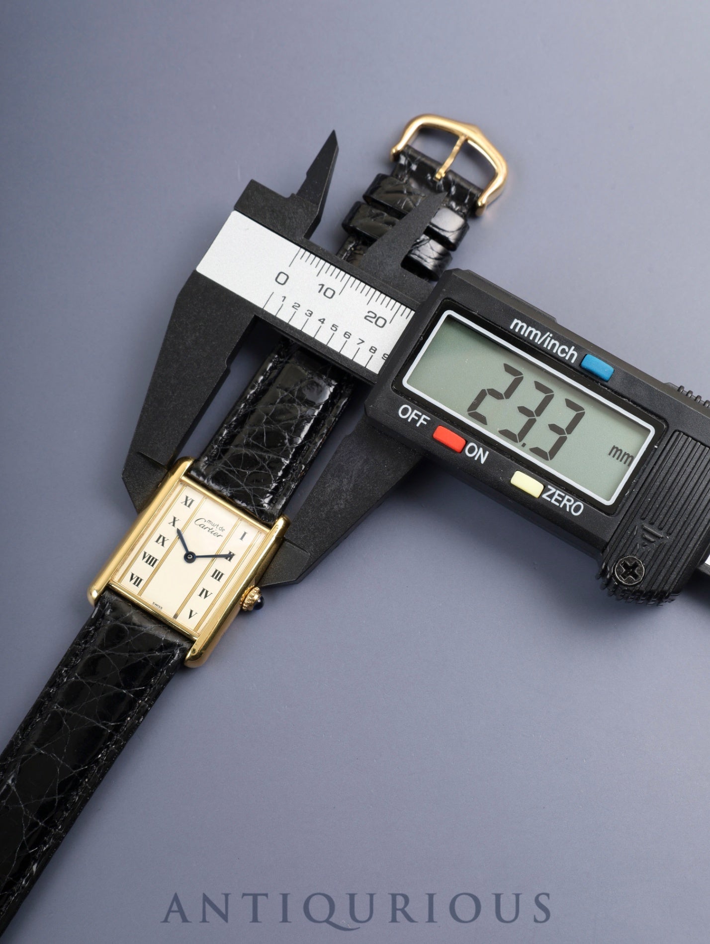 カルティエ マストタンク LM 590005 クォーツ SV925 革 純正ピンバックル（GP）ストレートローマン文字盤（SWISS表記） 箱 カルティエブティックにてコンプリートサービス（フルメンテナンス）済み 新品仕上げ済み