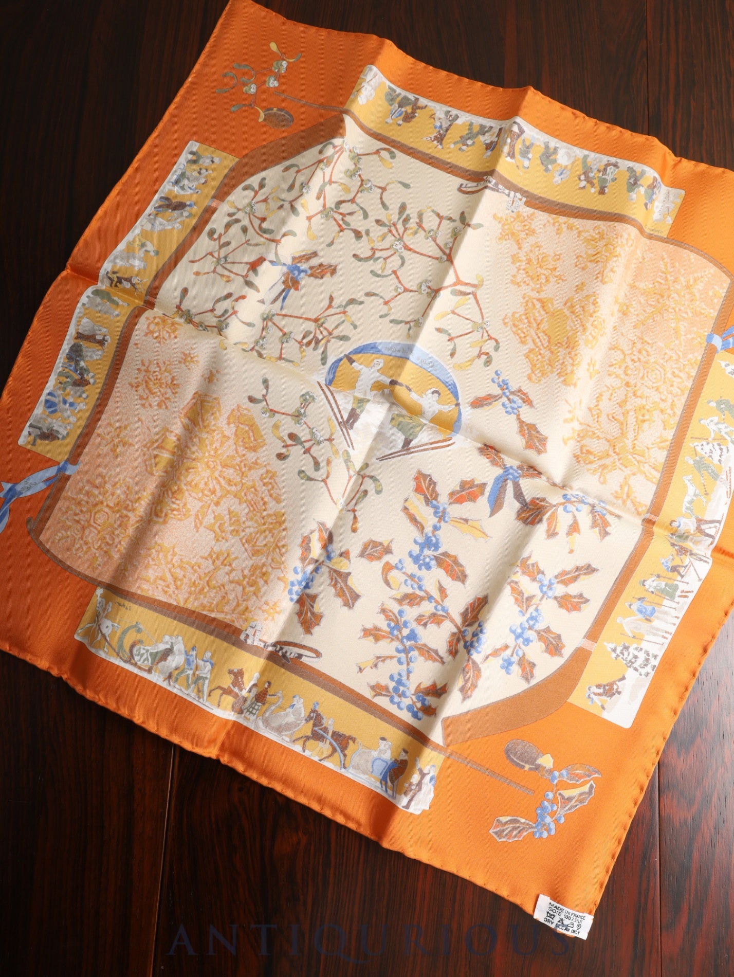エルメス スカーフ カレ45 Neige d’ Antan 去年の雪 SILK100％
