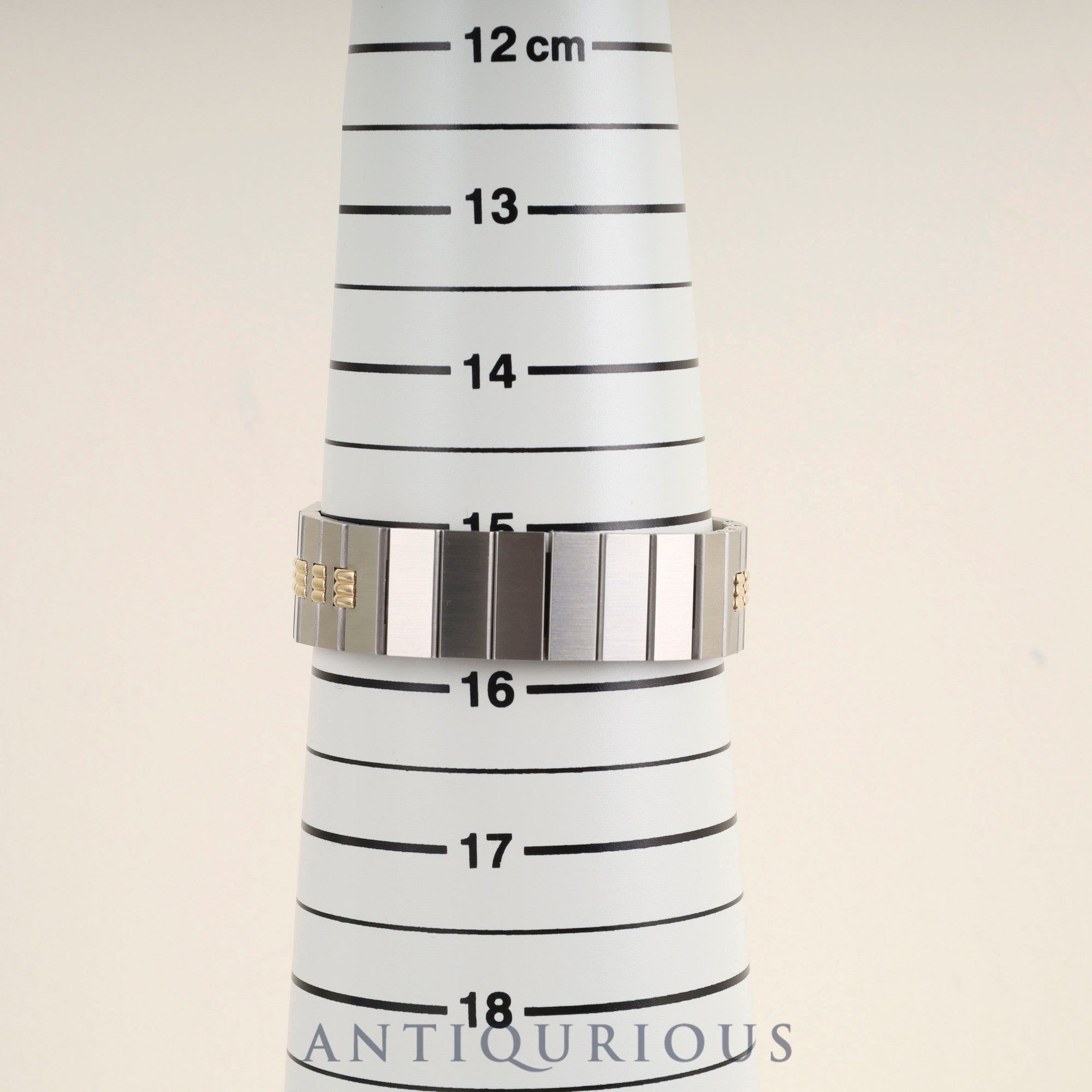カルティエ サントス ガルベ LM AC23,80gr OR 0,750 4,05gr / 2961 自動巻き SS/YG SS/YG ホワイトローマン文字盤 カルティエブティックにてコンプリートサービス済み
