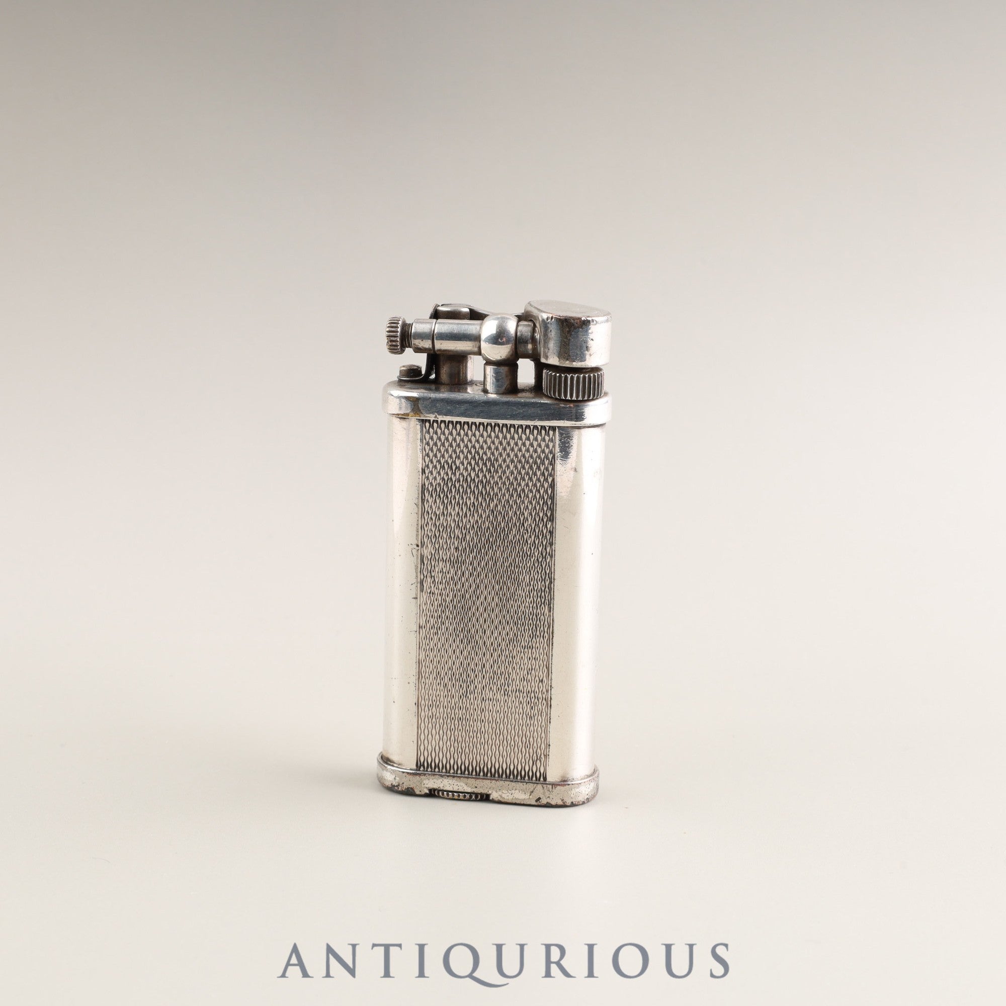 Dunhill unique hammer type gas lighter, mechanically adjusted