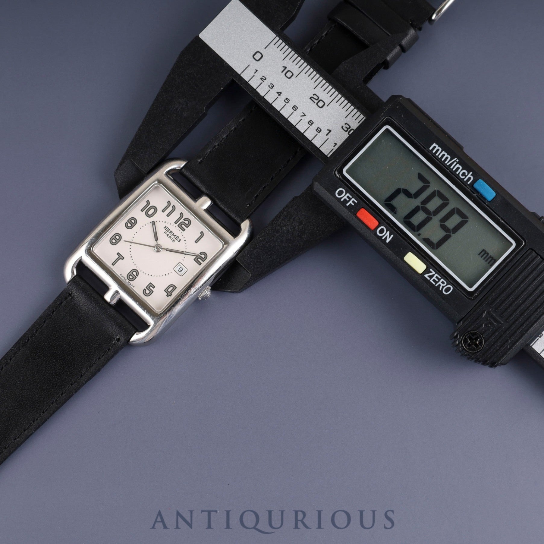 Hermès Cape Cod CC2.710 Quartz Movement, Stainless Steel Leather, Genuine Buckle (Stainless Steel), Silver Dial, Box, Booklet, Warranty Card (2010), Overhauled