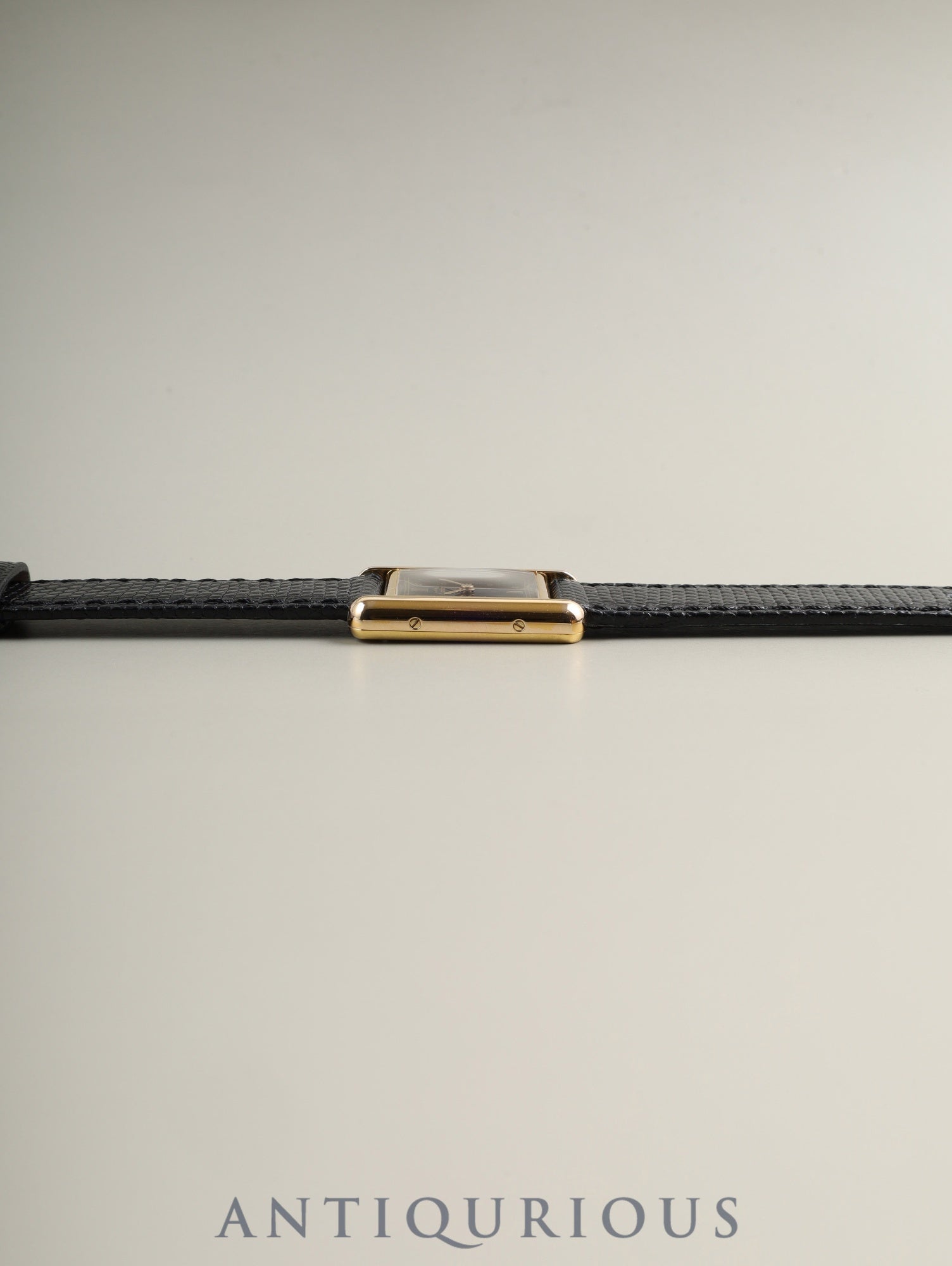 カルティエ マストタンク SM 557051 クォーツ Cal.057 SV925 革 純正尾錠（GP）ブラック飛びローマン文字盤（SWISS表記） オーバーホール済み