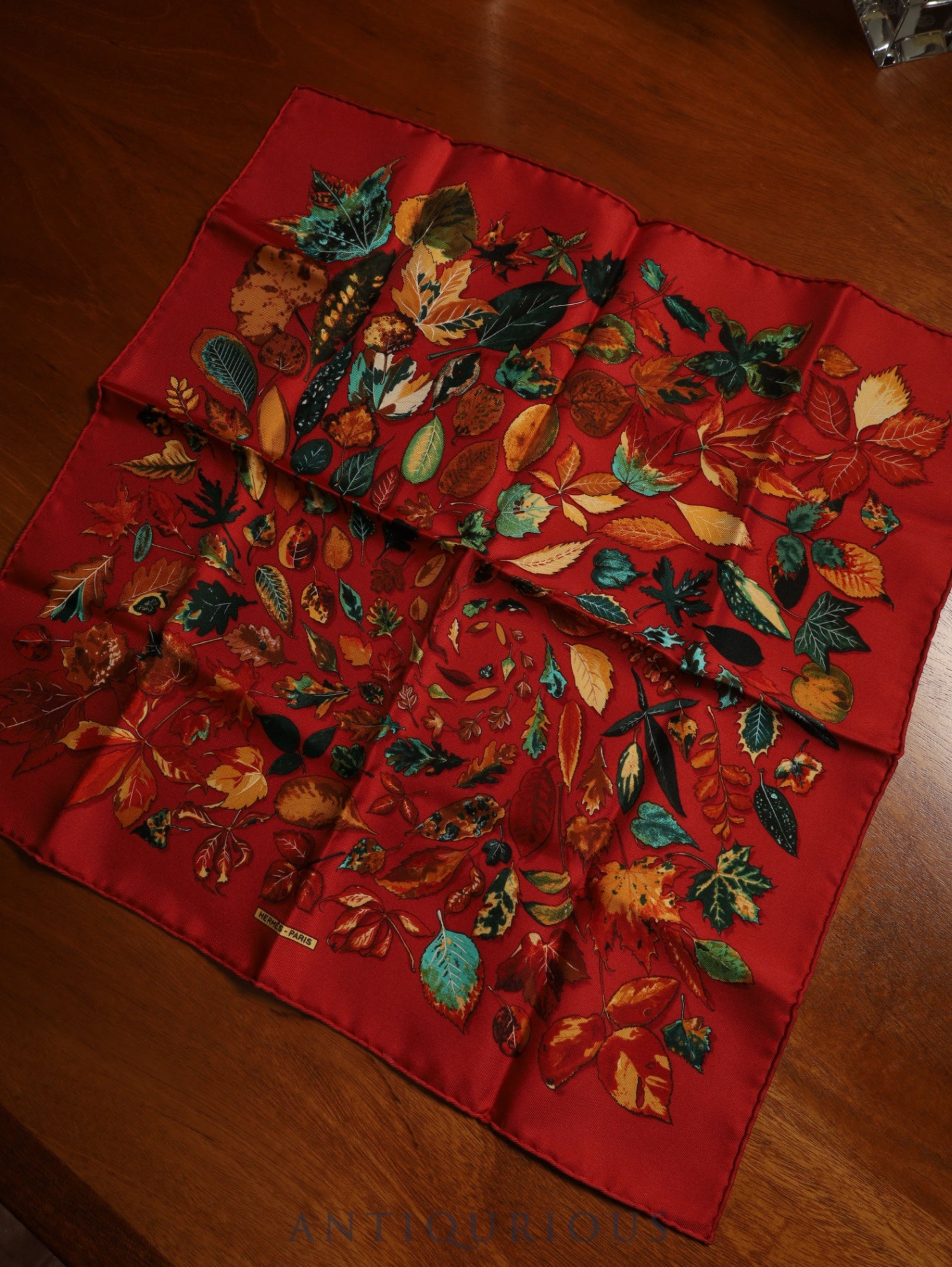 エルメス スカーフ カレ45 渦巻き SILK100%