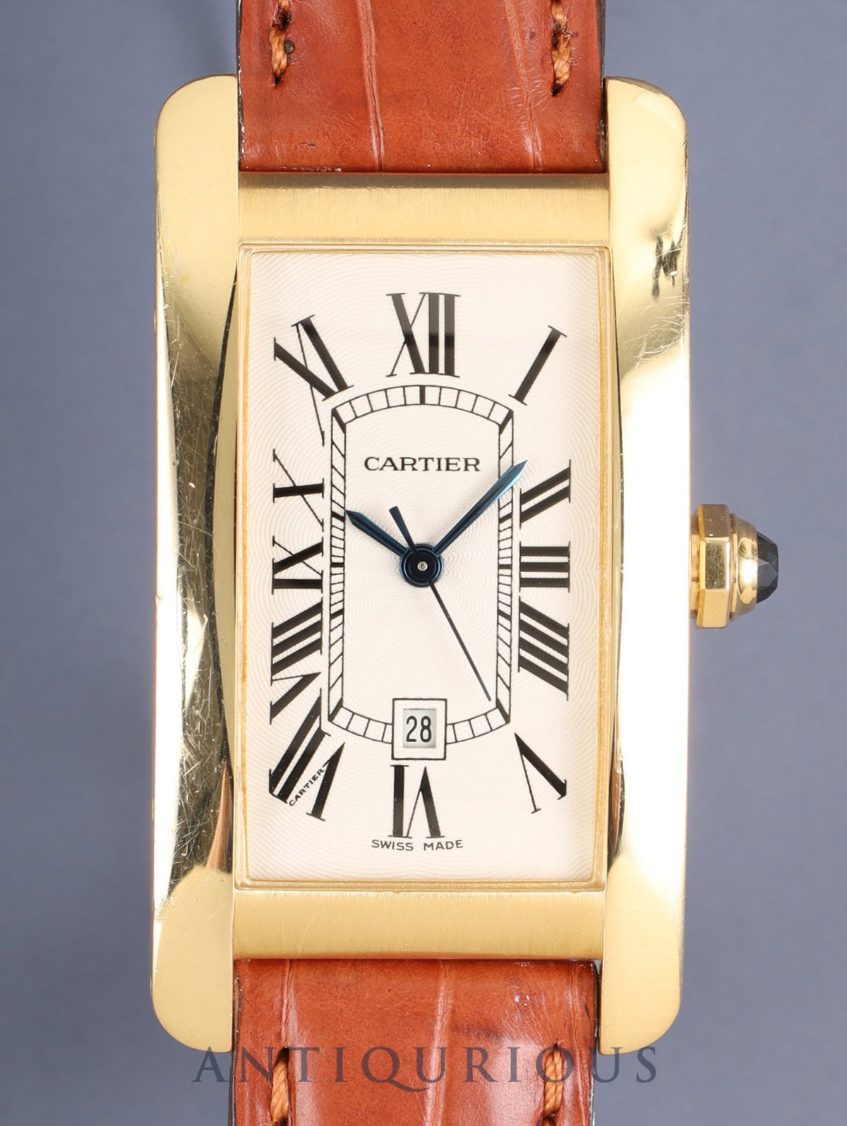 カルティエ タンクアメリカン MM W2603556 / 2483 自動巻き Cal.077 750YG 純正革ベルト 純正ピンバックル（750YG）ホワイトローマン文字盤（SWISS MADE表記） 冊子 純正レザーベルト付き オーバーホール済み