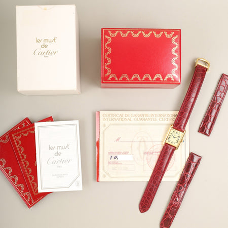 カルティエ マストタンク SM 5057001 クォーツ Cal.057 SV925 革 純正Dバックル（GP）アイボリーローマン文字盤（SWISS表記） 箱 冊子 保証書（2001年） 純正レザーベルト付き 新品仕上げ済み オーバーホール済み