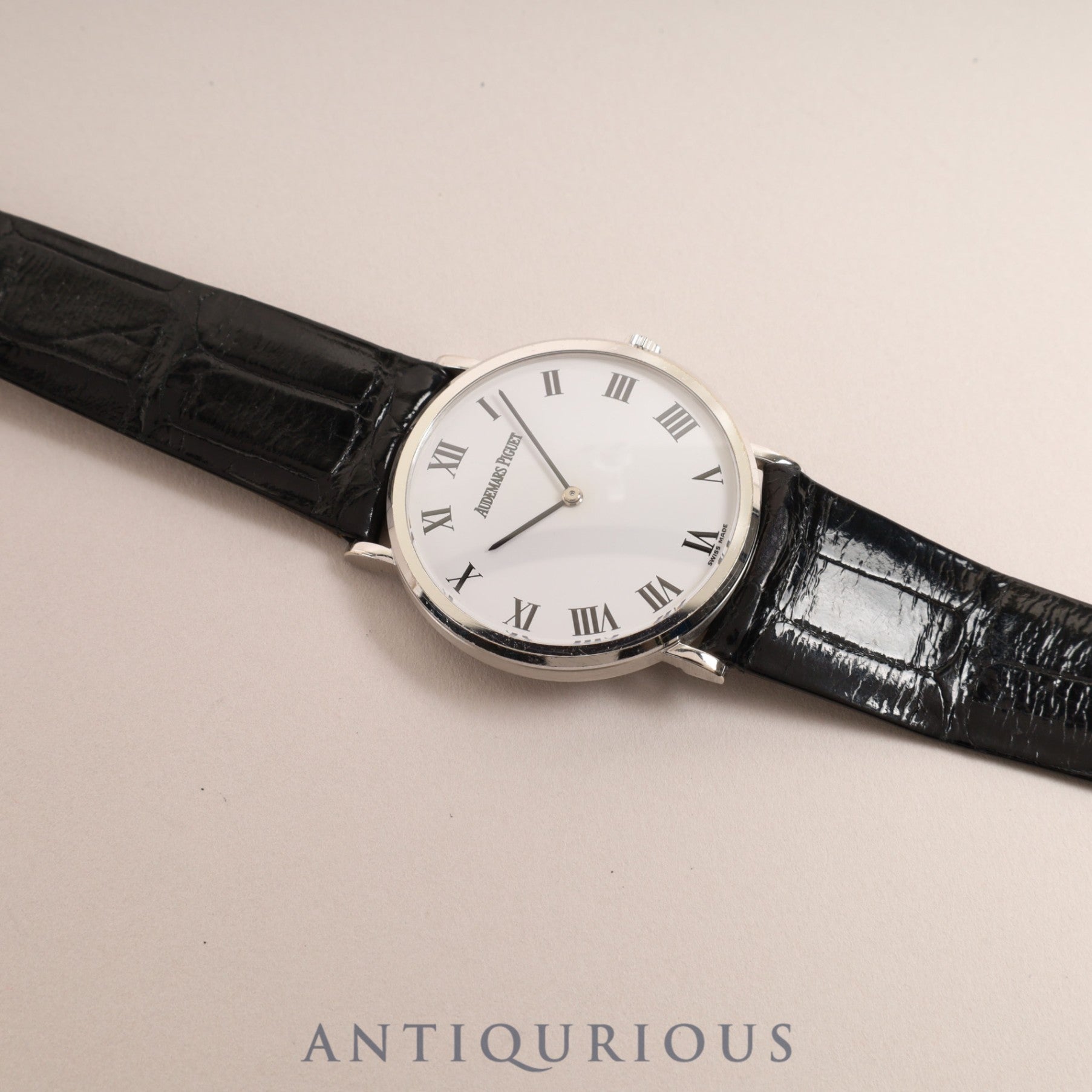 AUDEMARS PIGUET EXTRAFLAT Hand-wound Cal.2080 WG Leather Genuine Buckle (750) White Dial 31.6mm