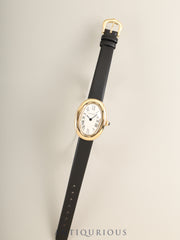 カルティエ ベニュワール SM WGBA0007 / 4194 クォーツ Cal.159 750YG 革 純正ピンバックル（750YG） アイボリーローマン文字盤 （SWISS MADE表記）  箱（枕：旧型） 冊子 保証書（2022年）オーバーホール済み