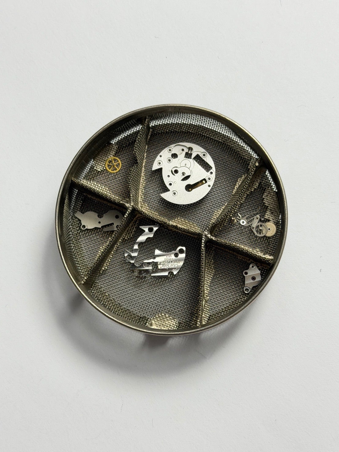カルティエ サントス ガルベ SM W20012C4 / 1057930 クォーツ Cal.157 SS/YG SS/YG アイボリーローマン文字盤（SWISS表記） 箱 冊子 保証書（1993年）オーバーホール済み