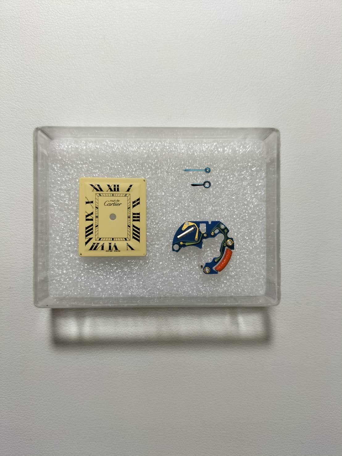 カルティエ マストタンク MM 2415 クォーツ Cal.057 SV925 革 純正Dバックル（GP）アイボリーローマン文字盤（SWISS MADE表記） 箱 冊子 保証書（2002年）オーバーホール済み