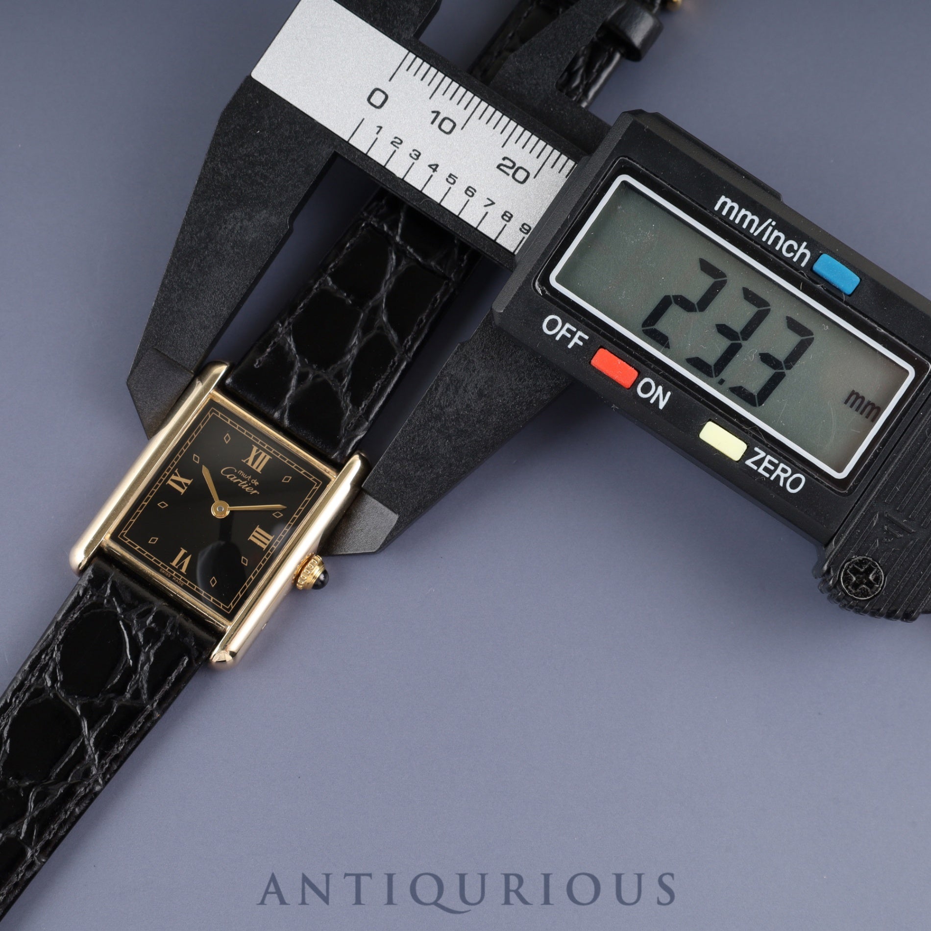 カルティエ マストタンク LM 590005 クォーツ Cal.- SV925 革 純正尾錠（GP）ブラック飛びローマン文字盤 1982年頃～1995年頃 カルティエブティックにてコンプリートサービス済み